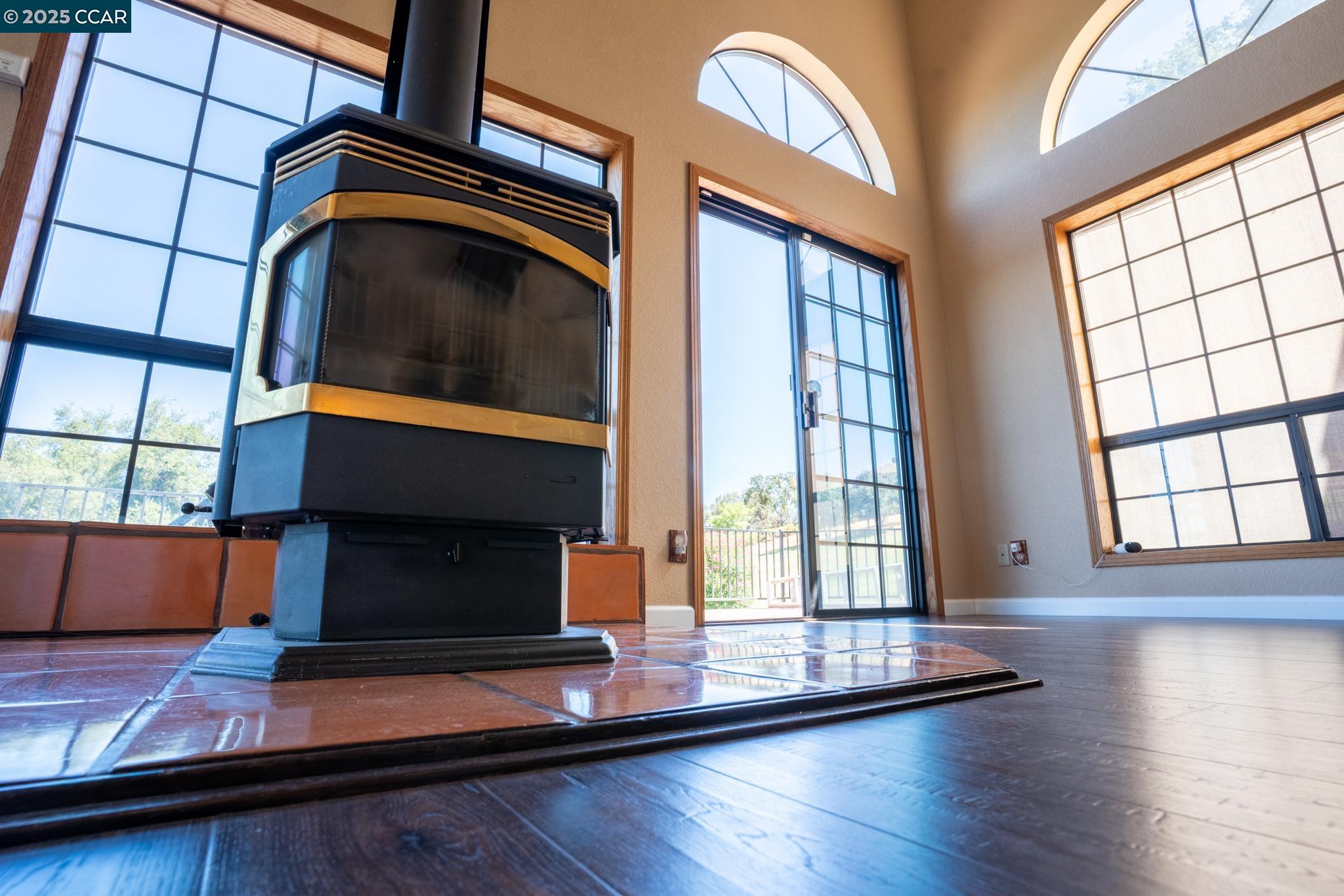 Detail Gallery Image 15 of 57 For 643 Old Course Ct, Valley Springs,  CA 95252 - 3 Beds | 2/1 Baths