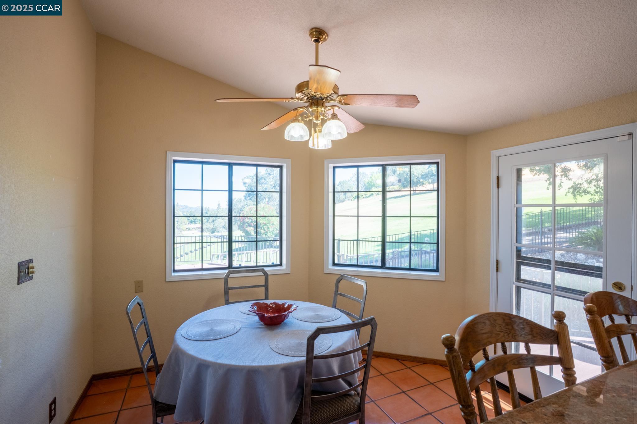 Detail Gallery Image 21 of 57 For 643 Old Course Ct, Valley Springs,  CA 95252 - 3 Beds | 2/1 Baths