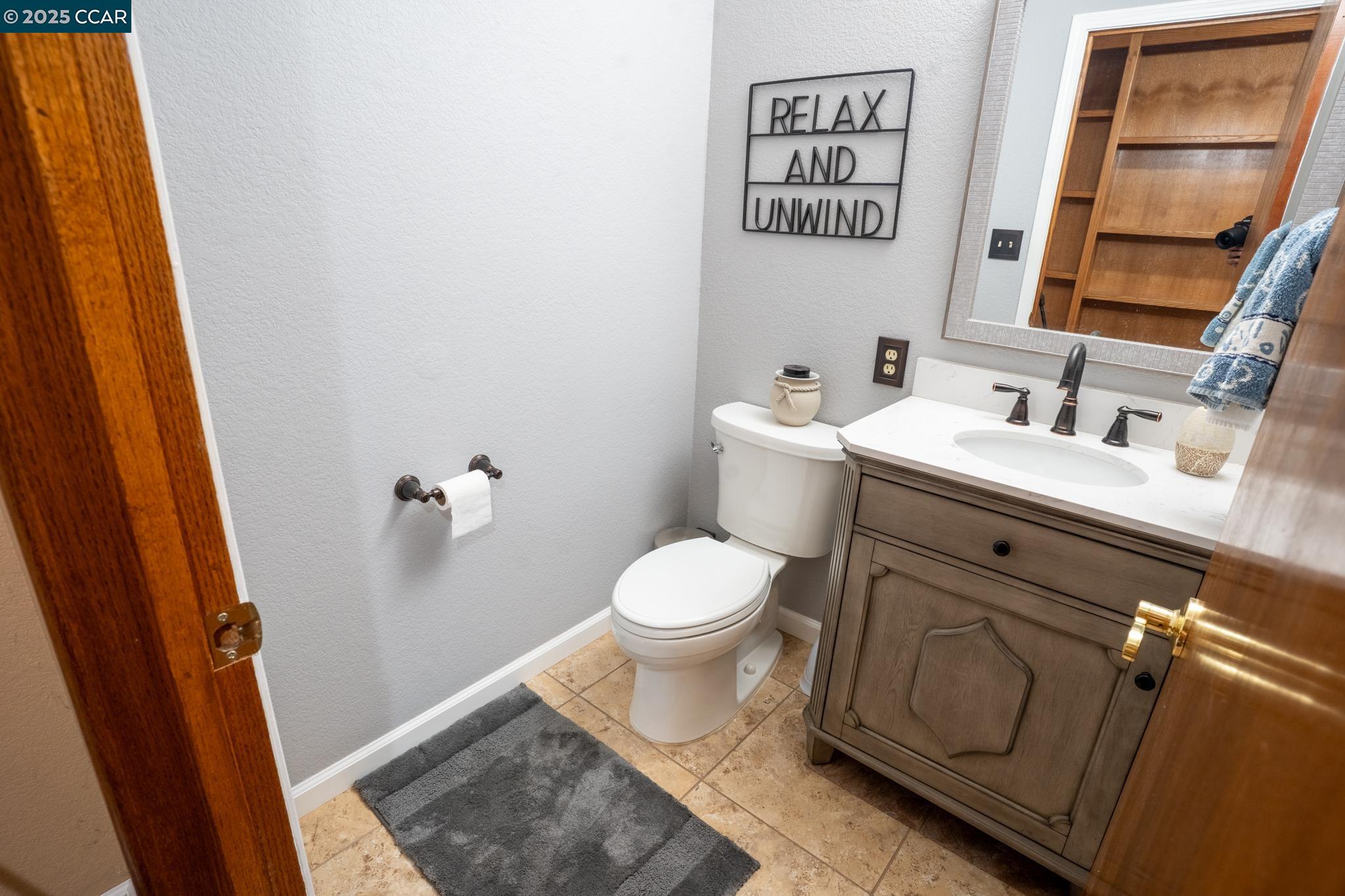Detail Gallery Image 28 of 57 For 643 Old Course Ct, Valley Springs,  CA 95252 - 3 Beds | 2/1 Baths