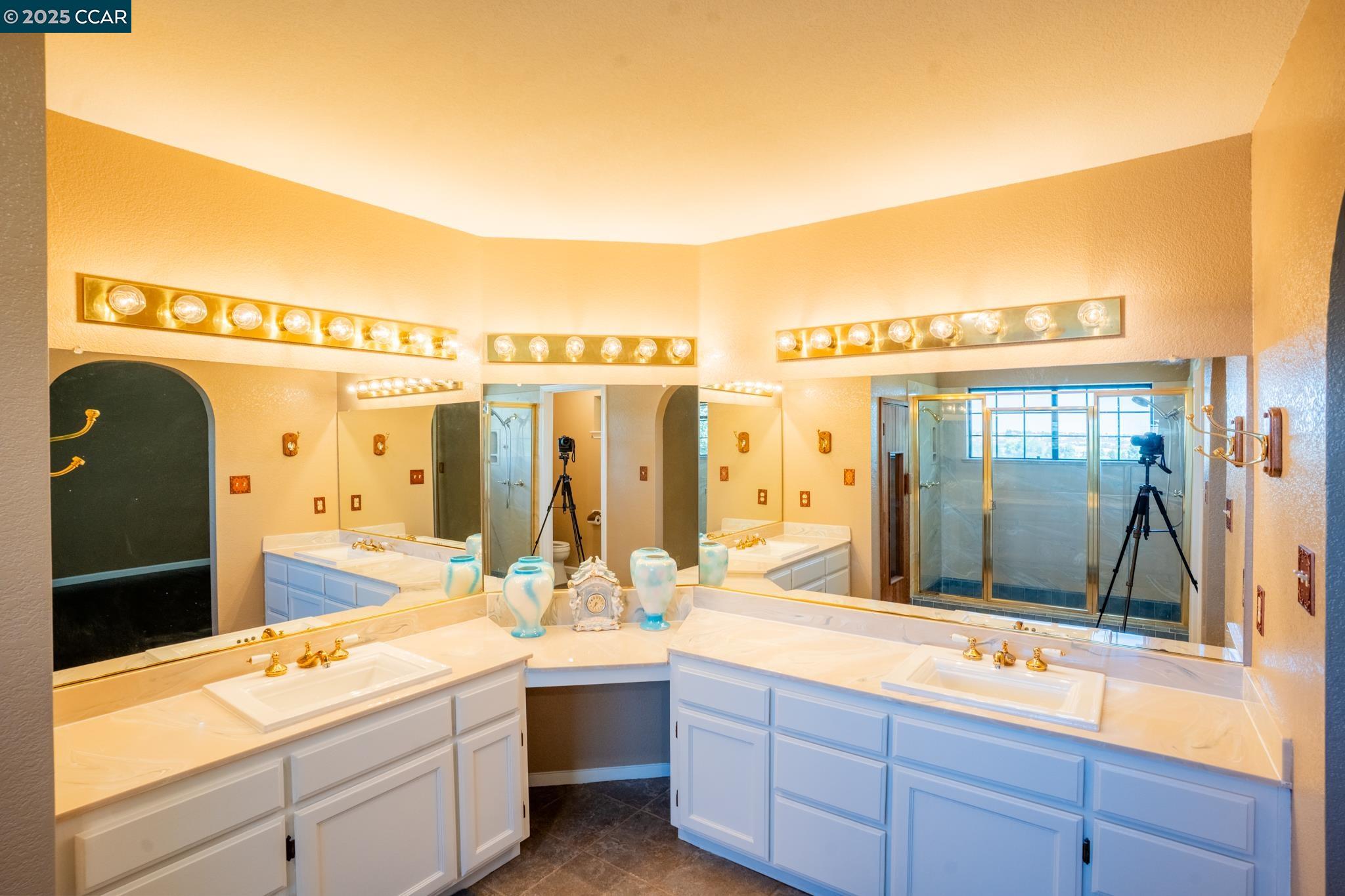 Detail Gallery Image 35 of 57 For 643 Old Course Ct, Valley Springs,  CA 95252 - 3 Beds | 2/1 Baths