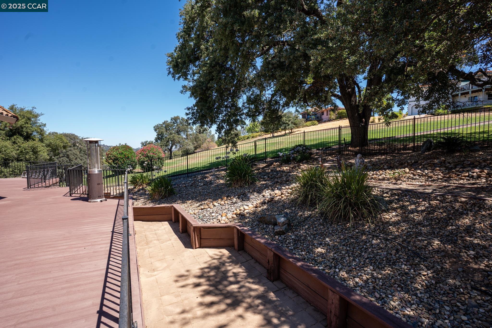 Detail Gallery Image 46 of 57 For 643 Old Course Ct, Valley Springs,  CA 95252 - 3 Beds | 2/1 Baths
