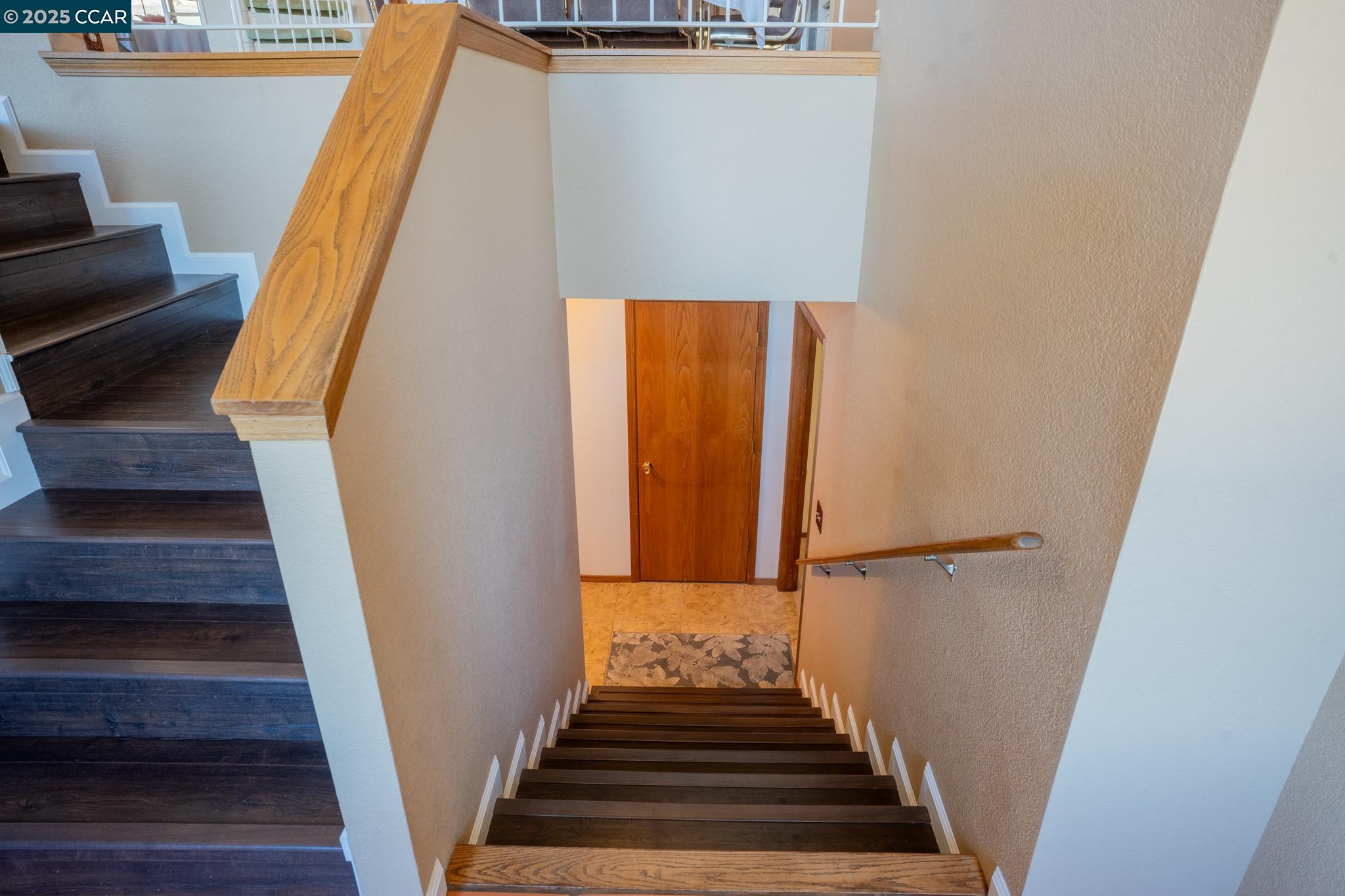 Detail Gallery Image 6 of 57 For 643 Old Course Ct, Valley Springs,  CA 95252 - 3 Beds | 2/1 Baths