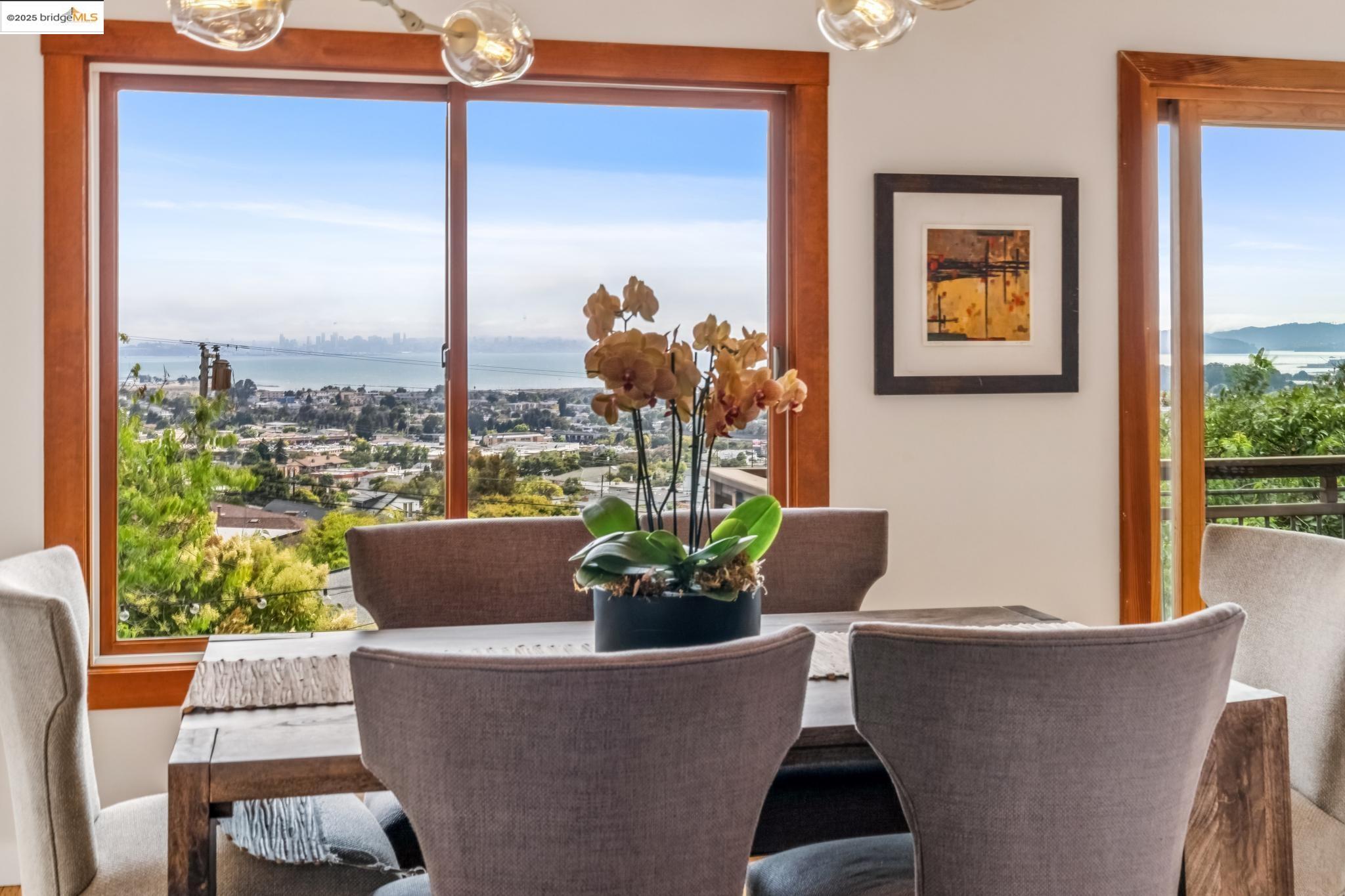 Detail Gallery Image 16 of 60 For 6934 Fairview Dr, El Cerrito,  CA 94530 - 4 Beds | 2 Baths
