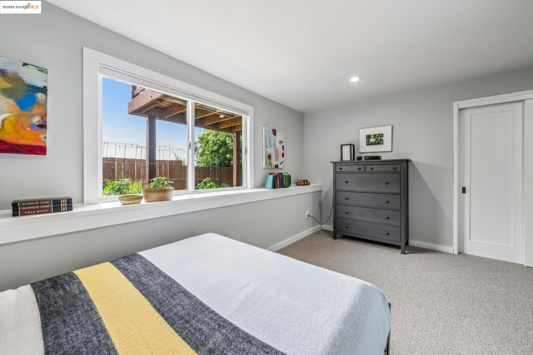 Detail Gallery Image 40 of 60 For 6934 Fairview Dr, El Cerrito,  CA 94530 - 4 Beds | 2 Baths