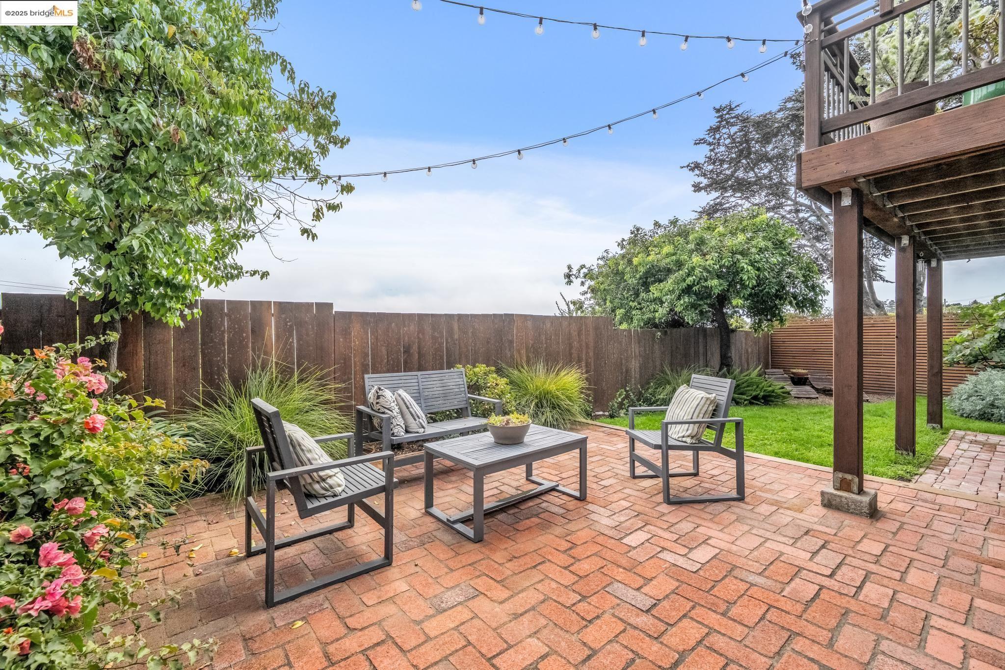 Detail Gallery Image 54 of 60 For 6934 Fairview Dr, El Cerrito,  CA 94530 - 4 Beds | 2 Baths
