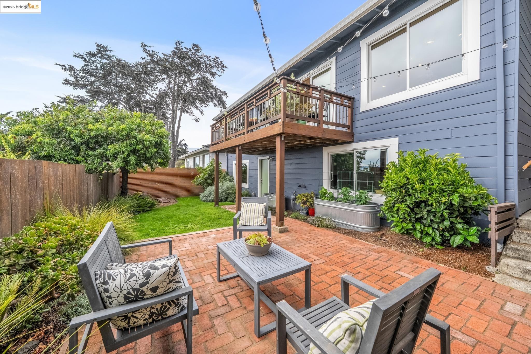 Detail Gallery Image 55 of 60 For 6934 Fairview Dr, El Cerrito,  CA 94530 - 4 Beds | 2 Baths