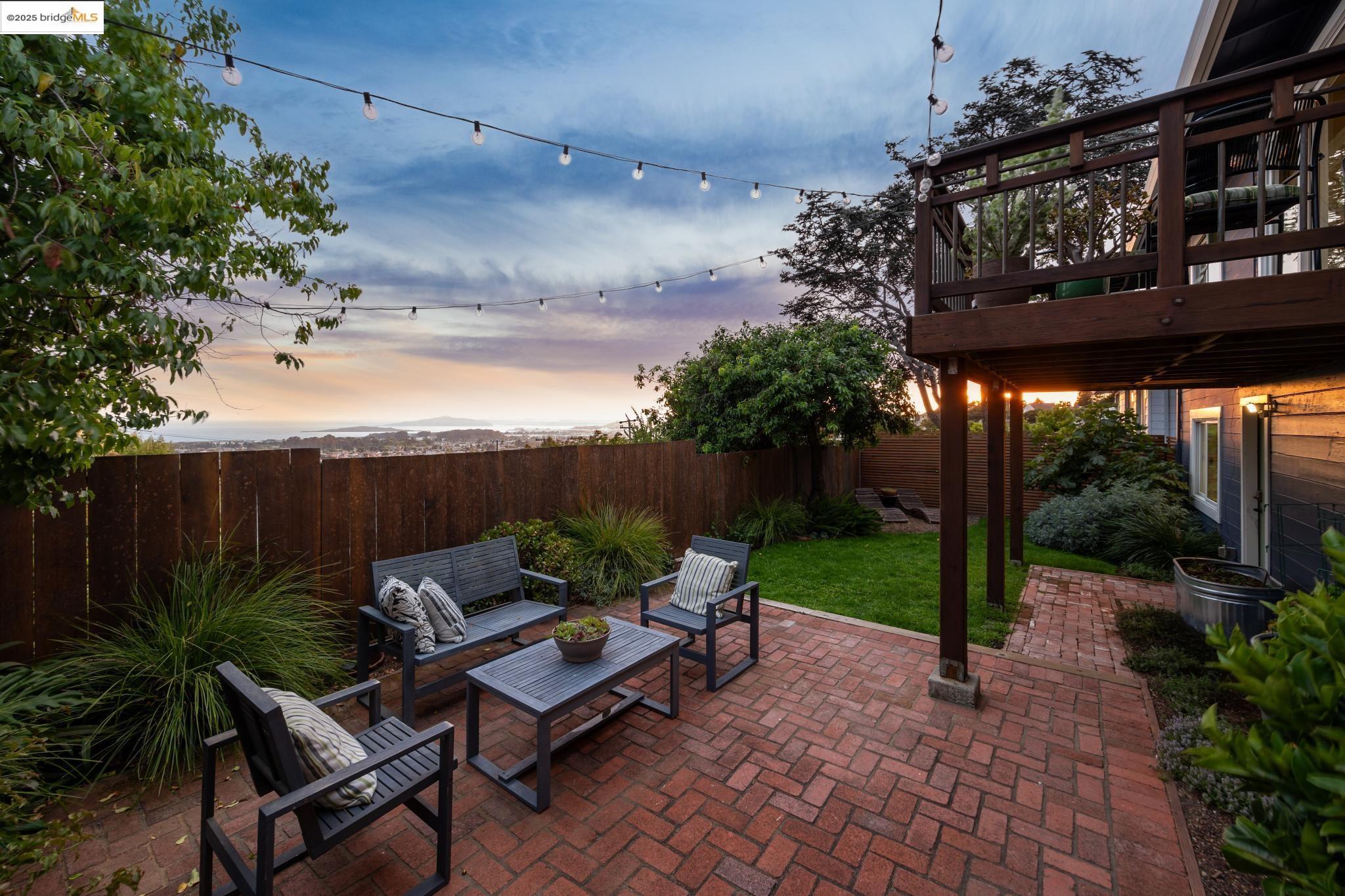 Detail Gallery Image 56 of 60 For 6934 Fairview Dr, El Cerrito,  CA 94530 - 4 Beds | 2 Baths