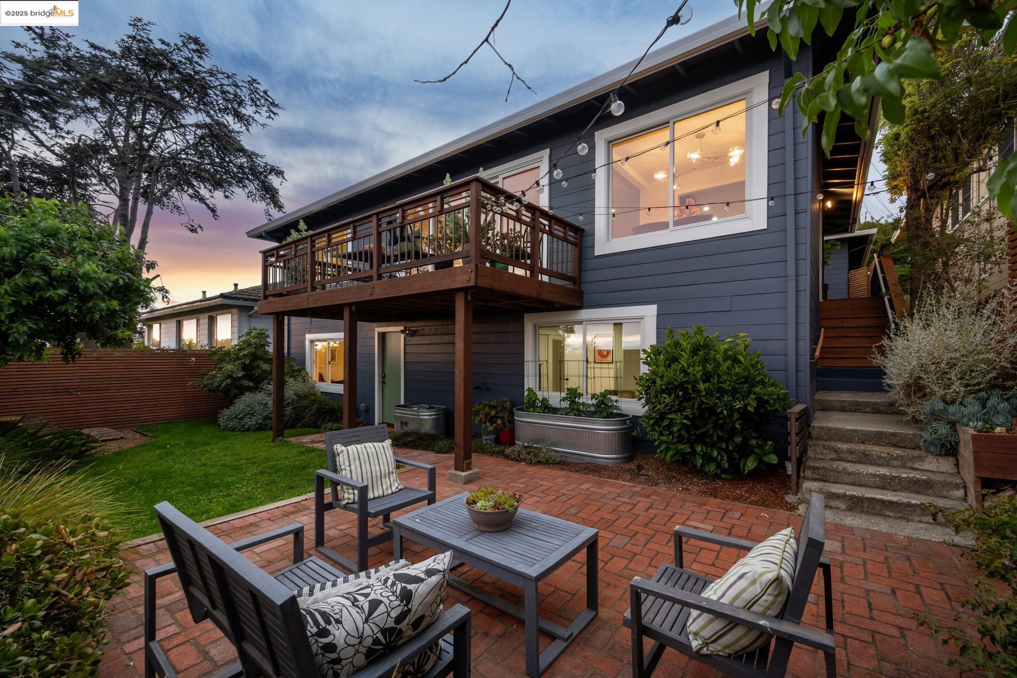 Detail Gallery Image 57 of 60 For 6934 Fairview Dr, El Cerrito,  CA 94530 - 4 Beds | 2 Baths