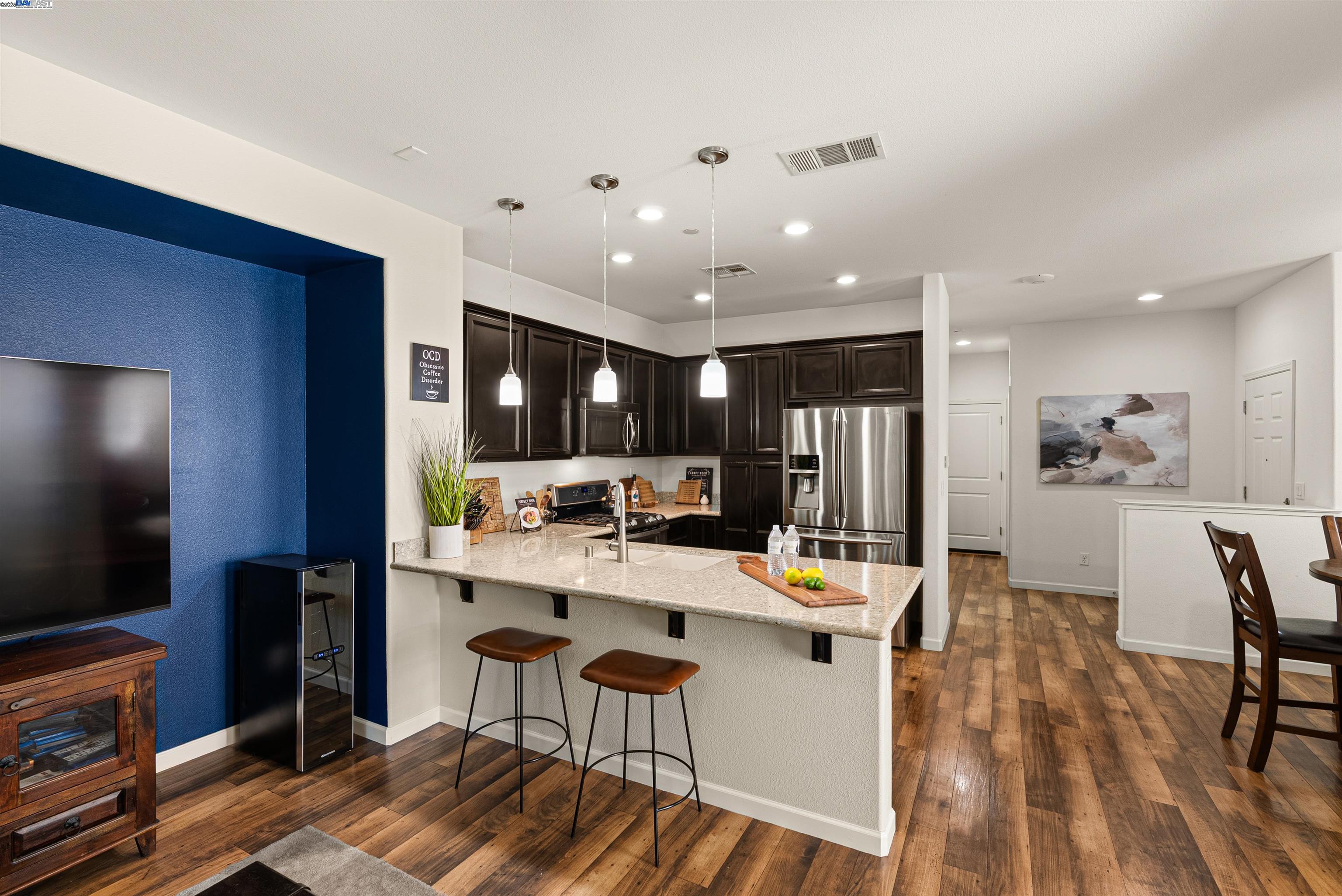 Detail Gallery Image 11 of 43 For 6505 Brando Loop, Fair Oaks,  CA 95628 - 2 Beds | 2/1 Baths