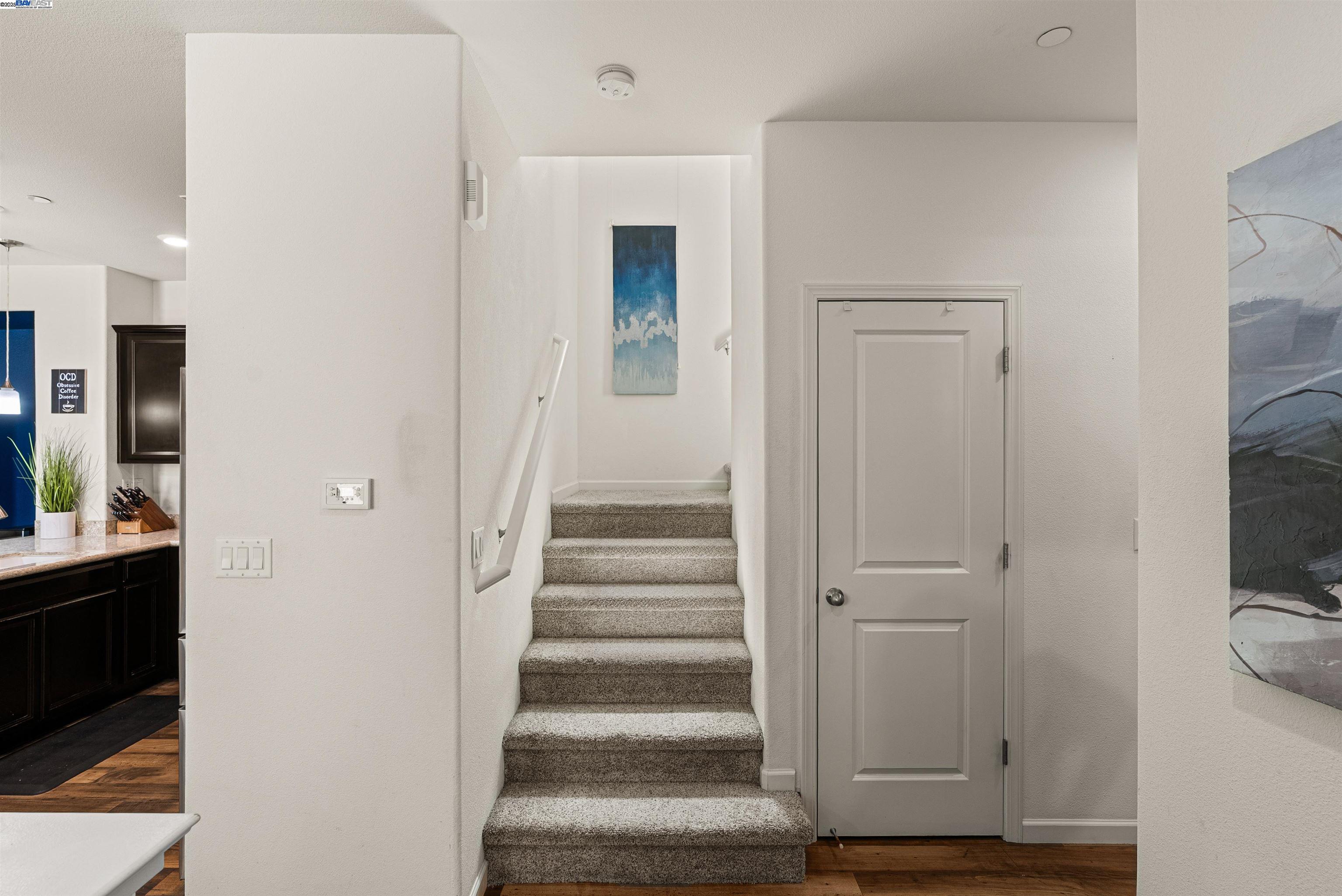 Detail Gallery Image 16 of 43 For 6505 Brando Loop, Fair Oaks,  CA 95628 - 2 Beds | 2/1 Baths