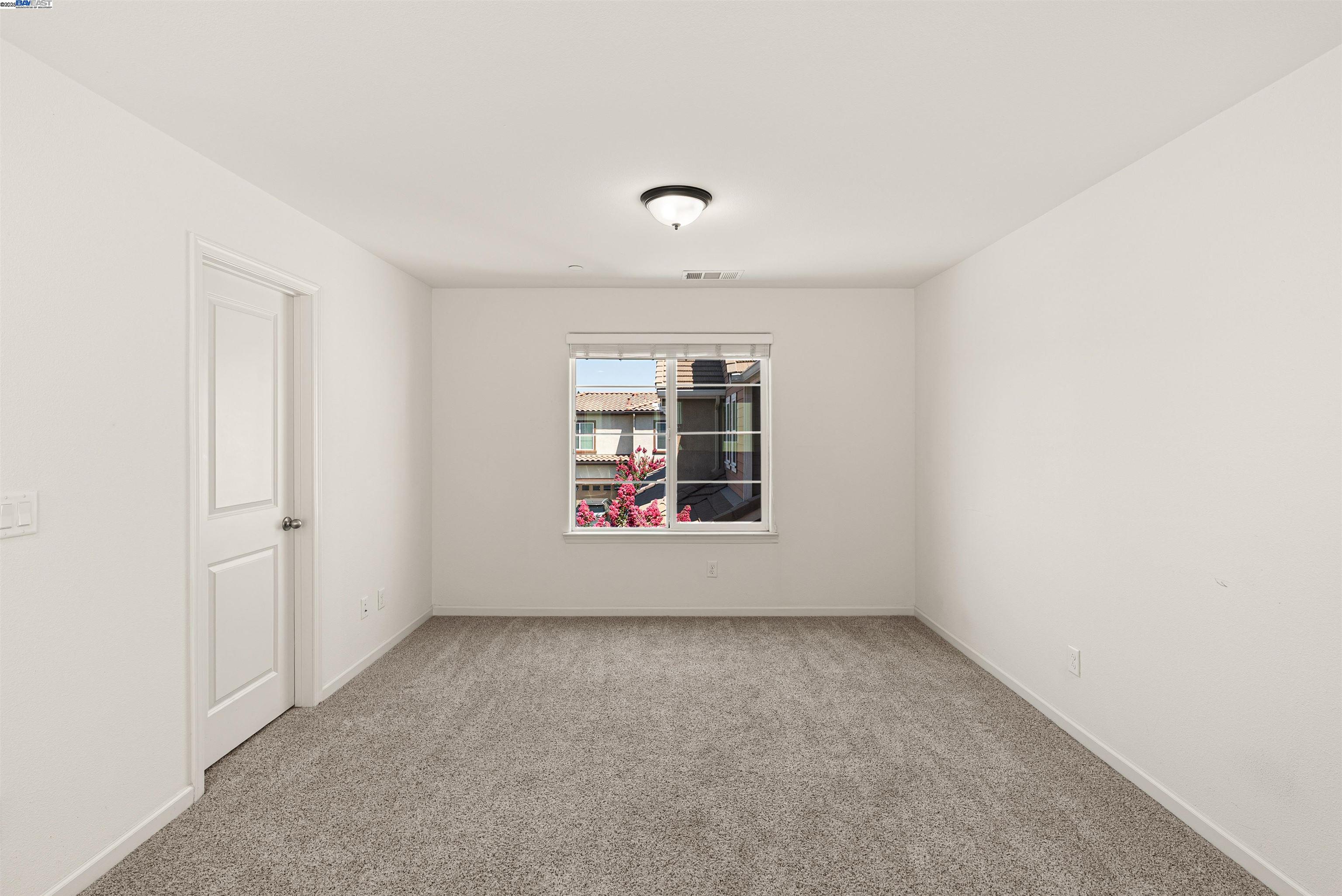 Detail Gallery Image 18 of 43 For 6505 Brando Loop, Fair Oaks,  CA 95628 - 2 Beds | 2/1 Baths