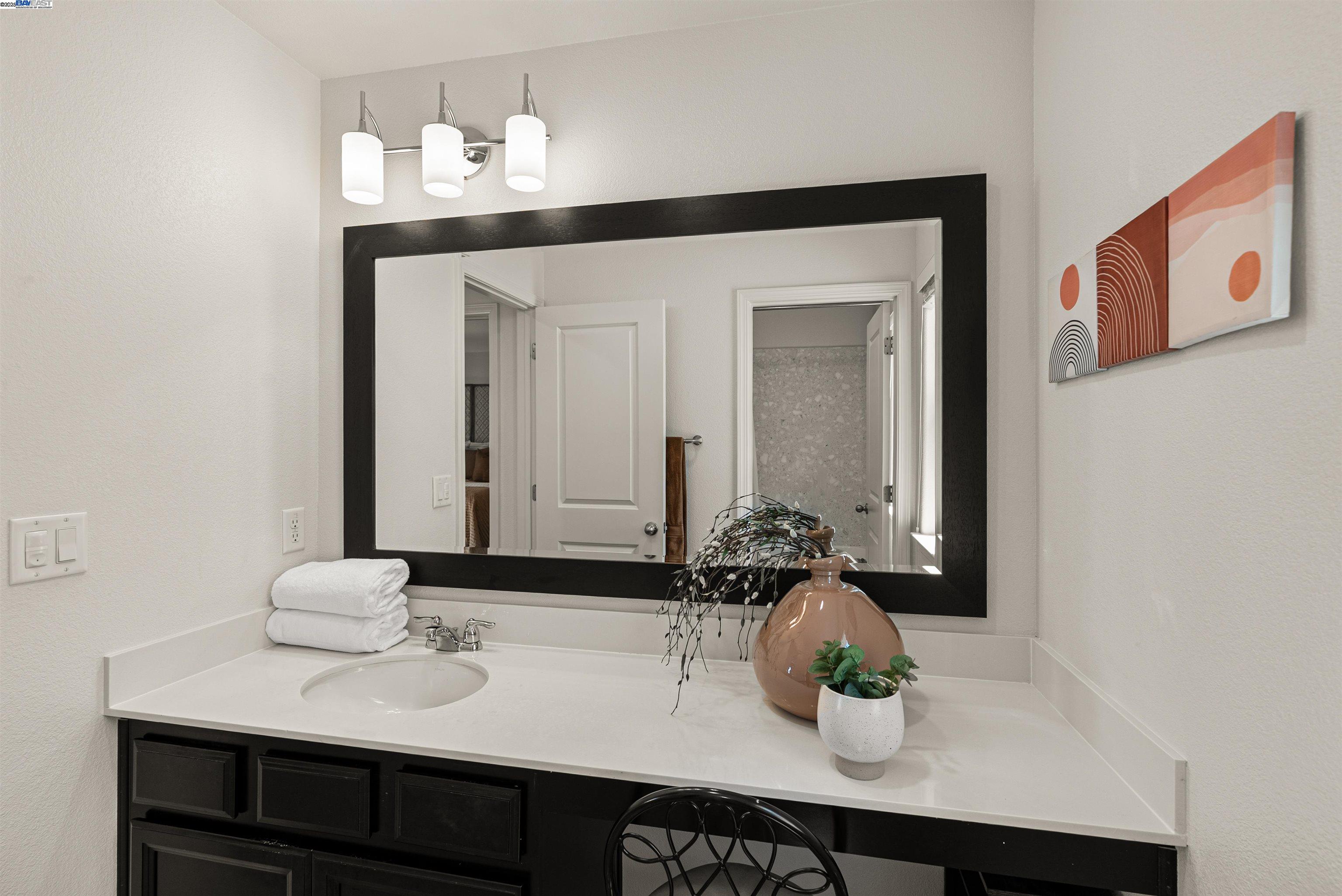 Detail Gallery Image 30 of 43 For 6505 Brando Loop, Fair Oaks,  CA 95628 - 2 Beds | 2/1 Baths