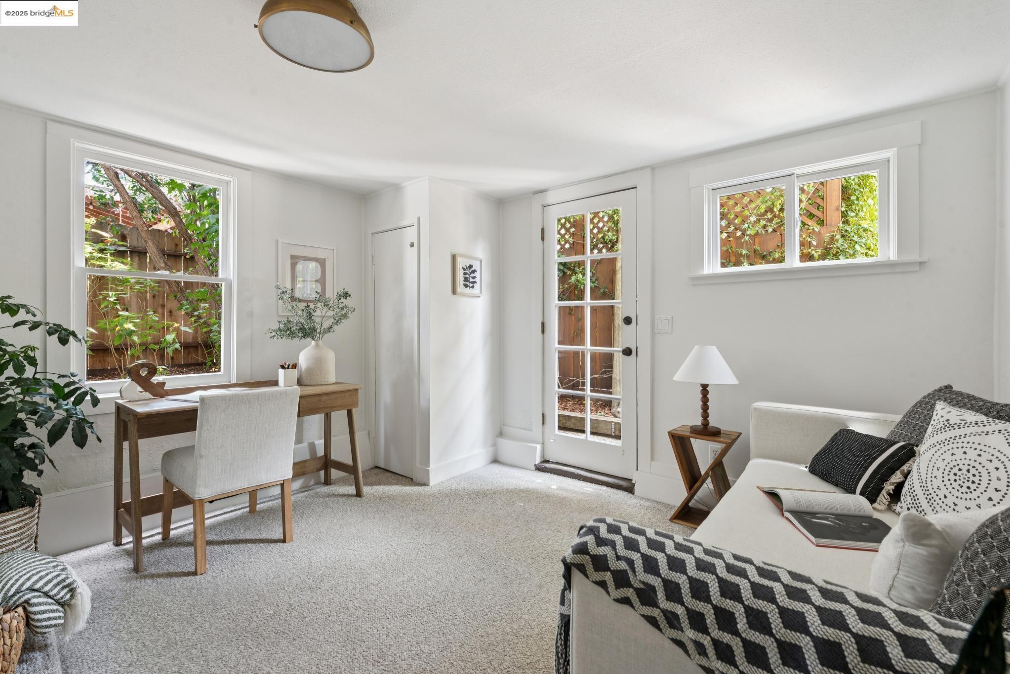 Detail Gallery Image 28 of 38 For 2140 Rose St, Berkeley,  CA 94709 - 3 Beds | 2 Baths