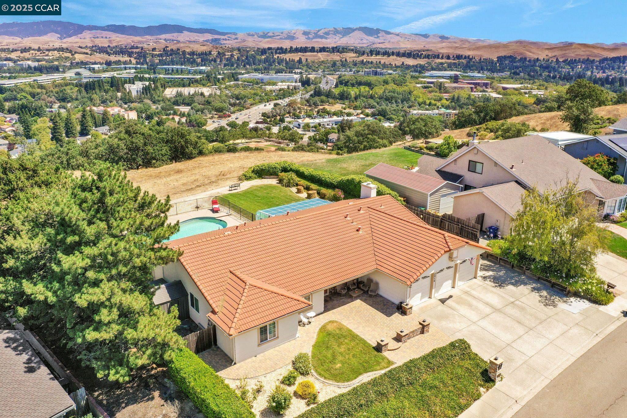 Detail Gallery Image 10 of 28 For 2918 Morgan Dr, San Ramon,  CA 94583 - 4 Beds | 3 Baths