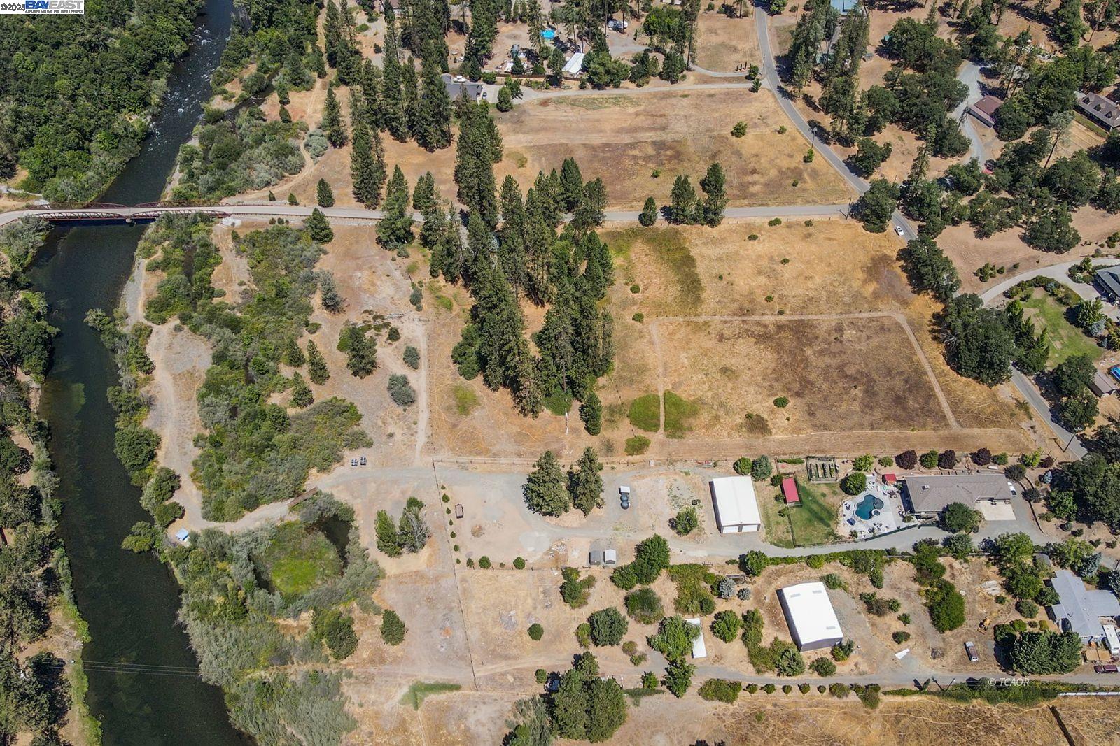 Detail Gallery Image 15 of 26 For 137 Salt Flat Rd, Lewiston,  CA 96052 - – Beds | – Baths