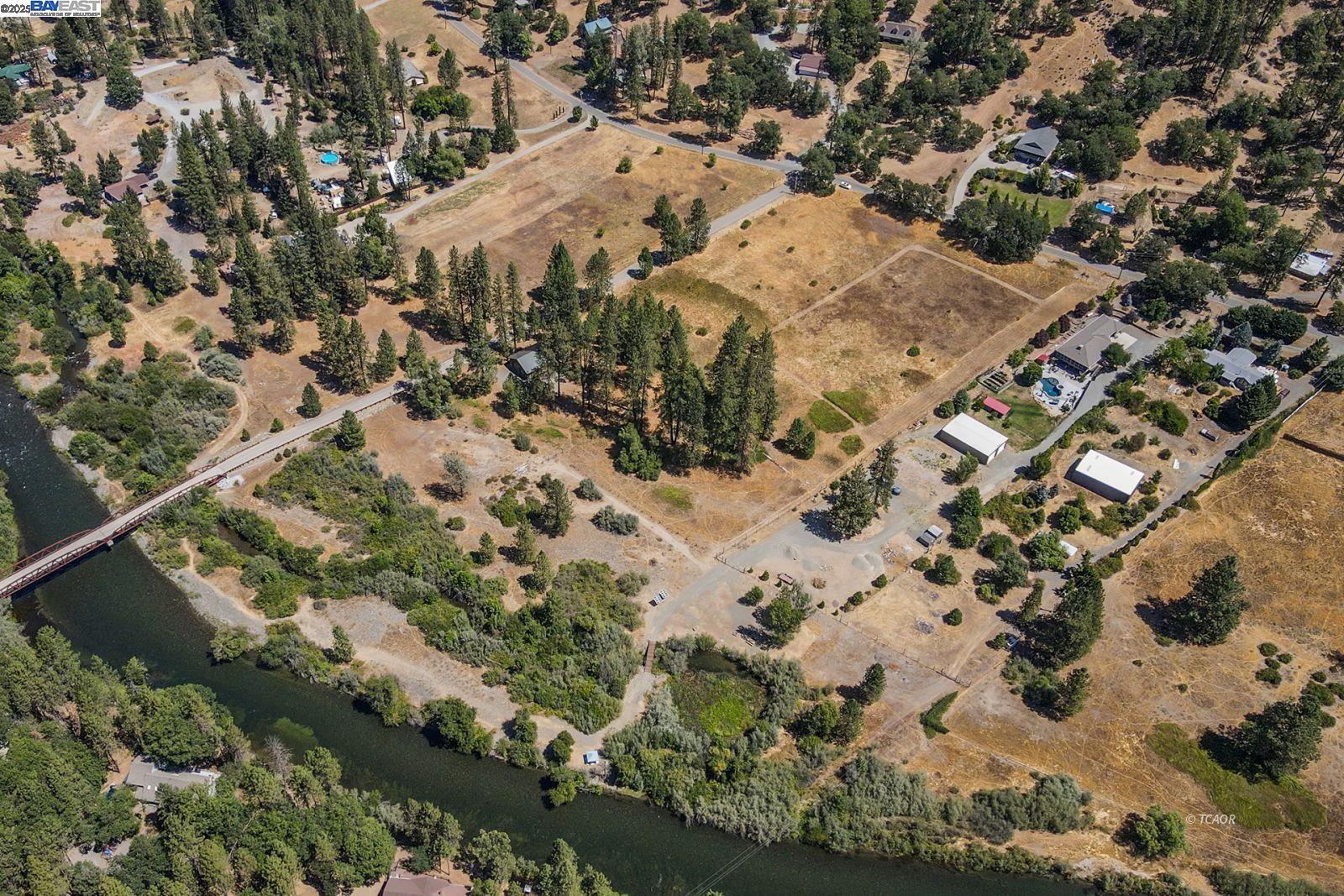 Detail Gallery Image 16 of 26 For 137 Salt Flat Rd, Lewiston,  CA 96052 - – Beds | – Baths