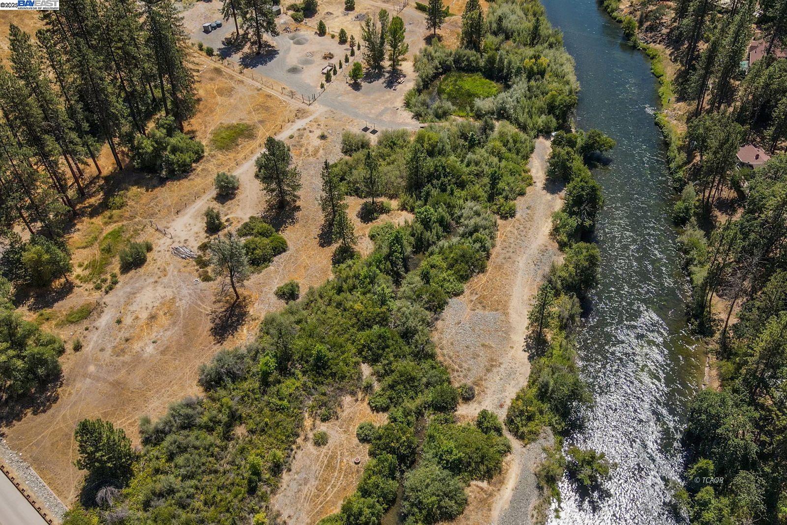 Detail Gallery Image 22 of 26 For 137 Salt Flat Rd, Lewiston,  CA 96052 - – Beds | – Baths