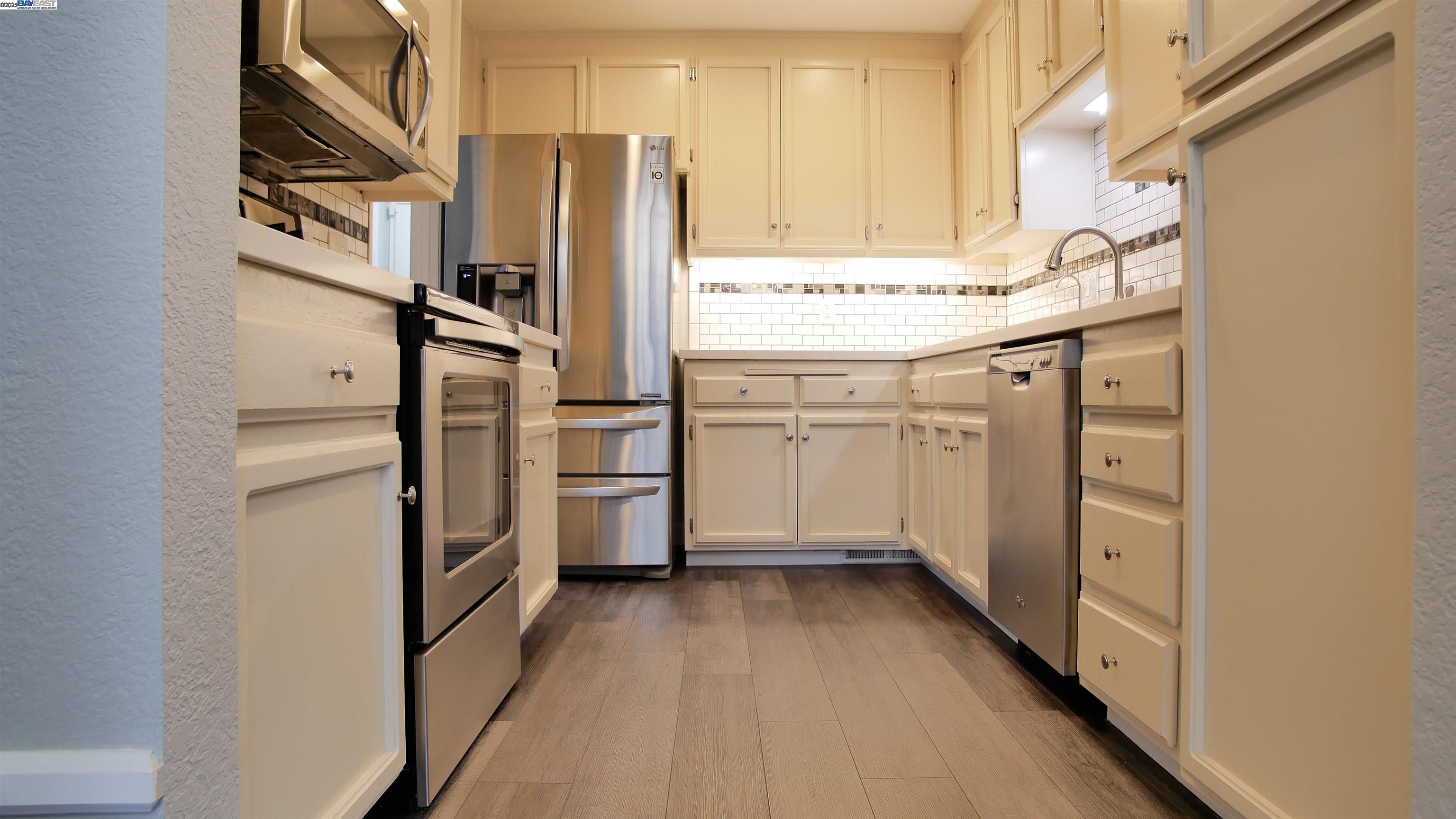 Photo #19: 41108017 Listing: Photo #19