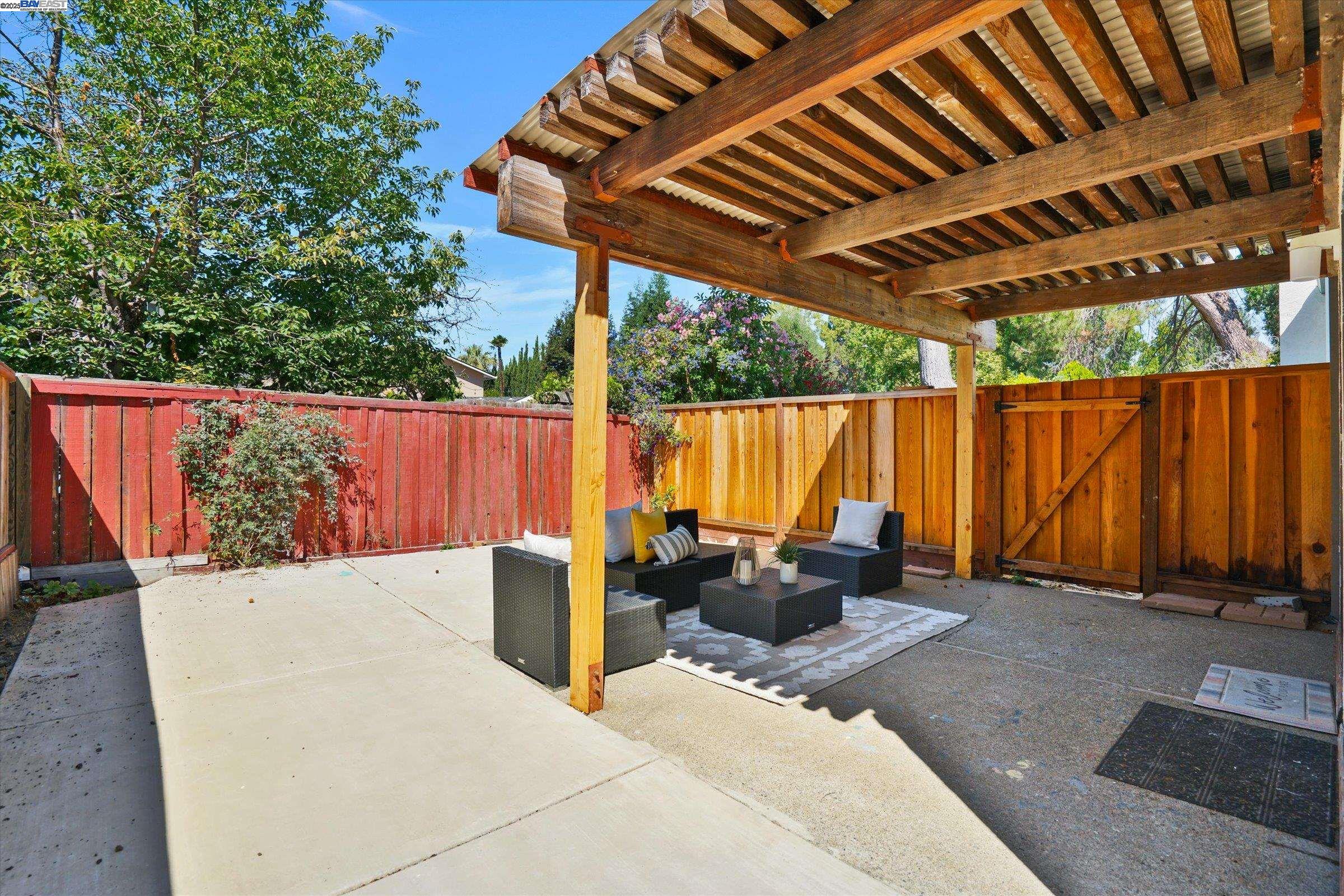 Detail Gallery Image 44 of 59 For 4374 Valley Ave #D1,  Pleasanton,  CA 94566 - 2 Beds | 2/1 Baths