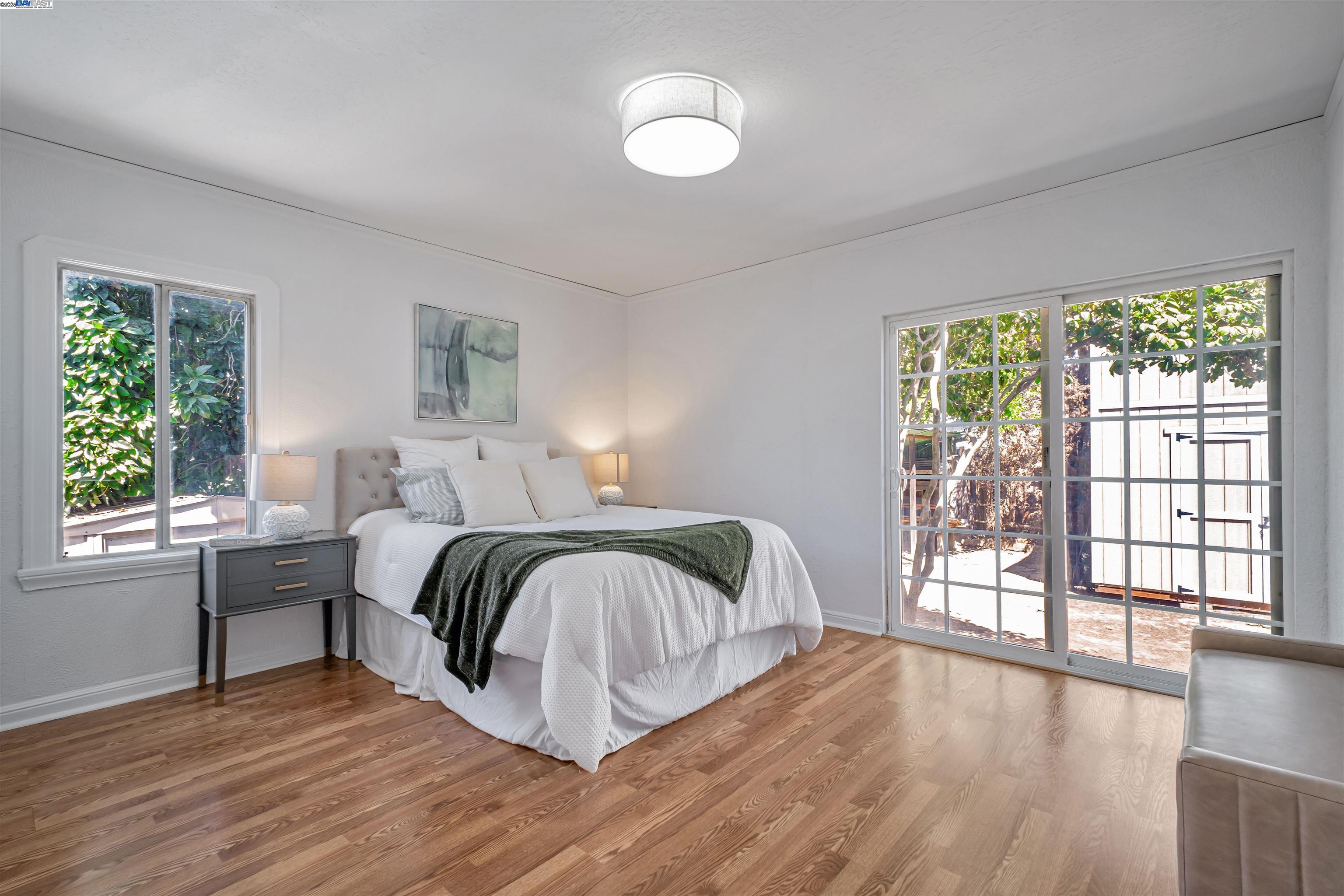Detail Gallery Image 18 of 38 For 3780 Somerset Ave, Castro Valley,  CA 94546 - 3 Beds | 1 Baths