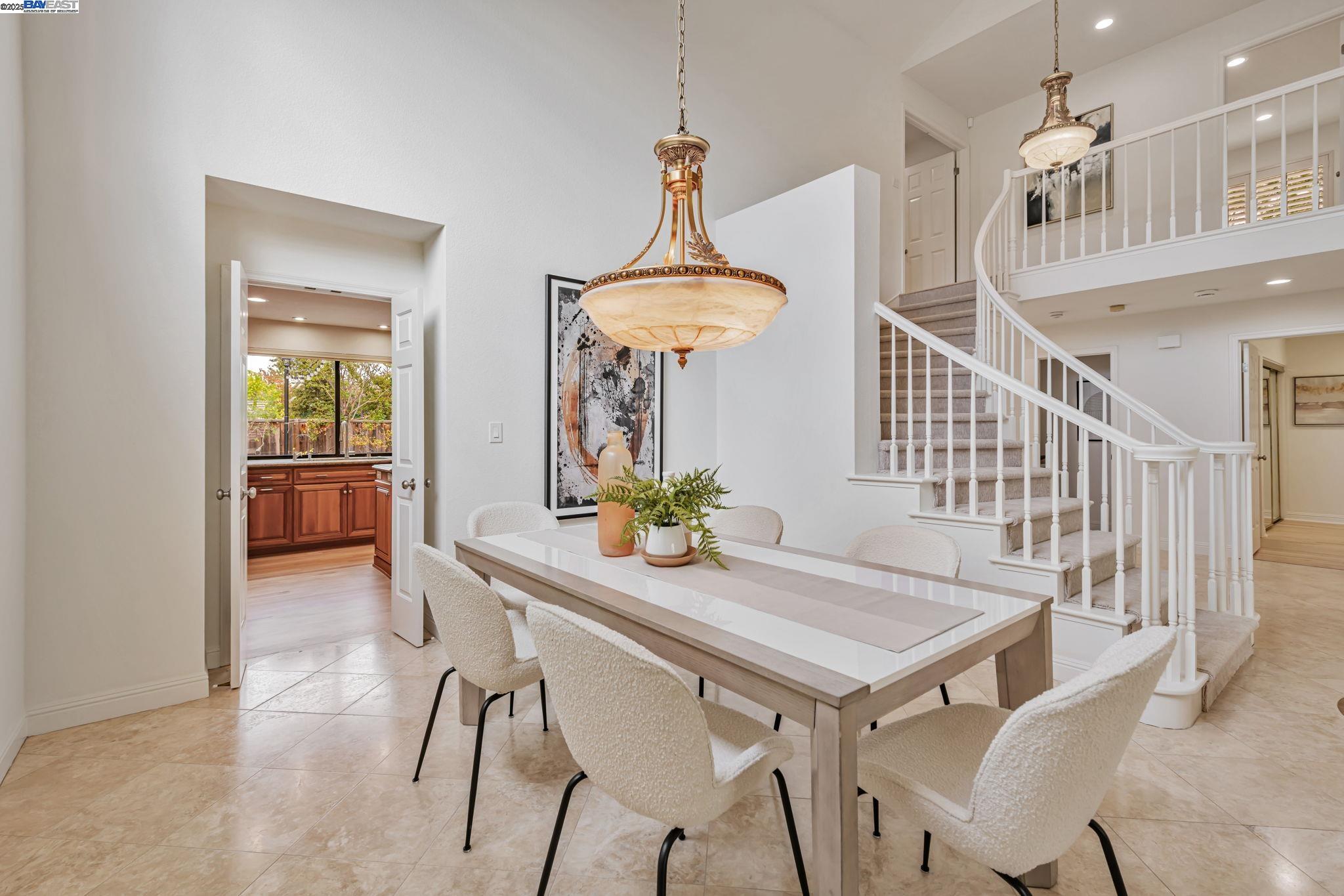 Detail Gallery Image 13 of 52 For 43578 Greenhills Way, Fremont,  CA 94539 - 4 Beds | 3/1 Baths