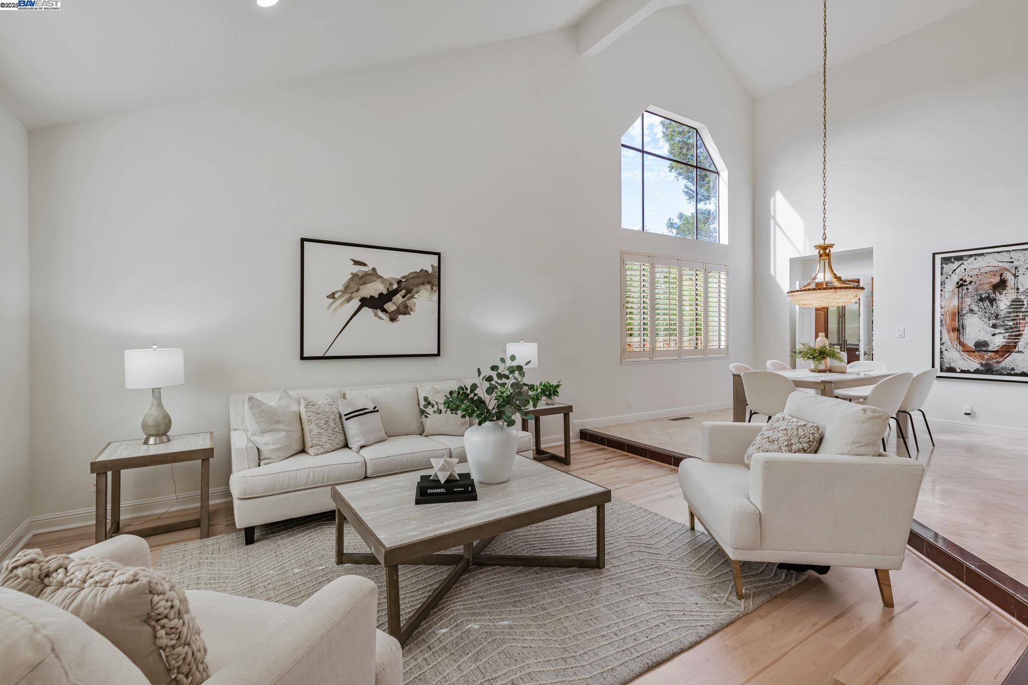 Detail Gallery Image 9 of 52 For 43578 Greenhills Way, Fremont,  CA 94539 - 4 Beds | 3/1 Baths