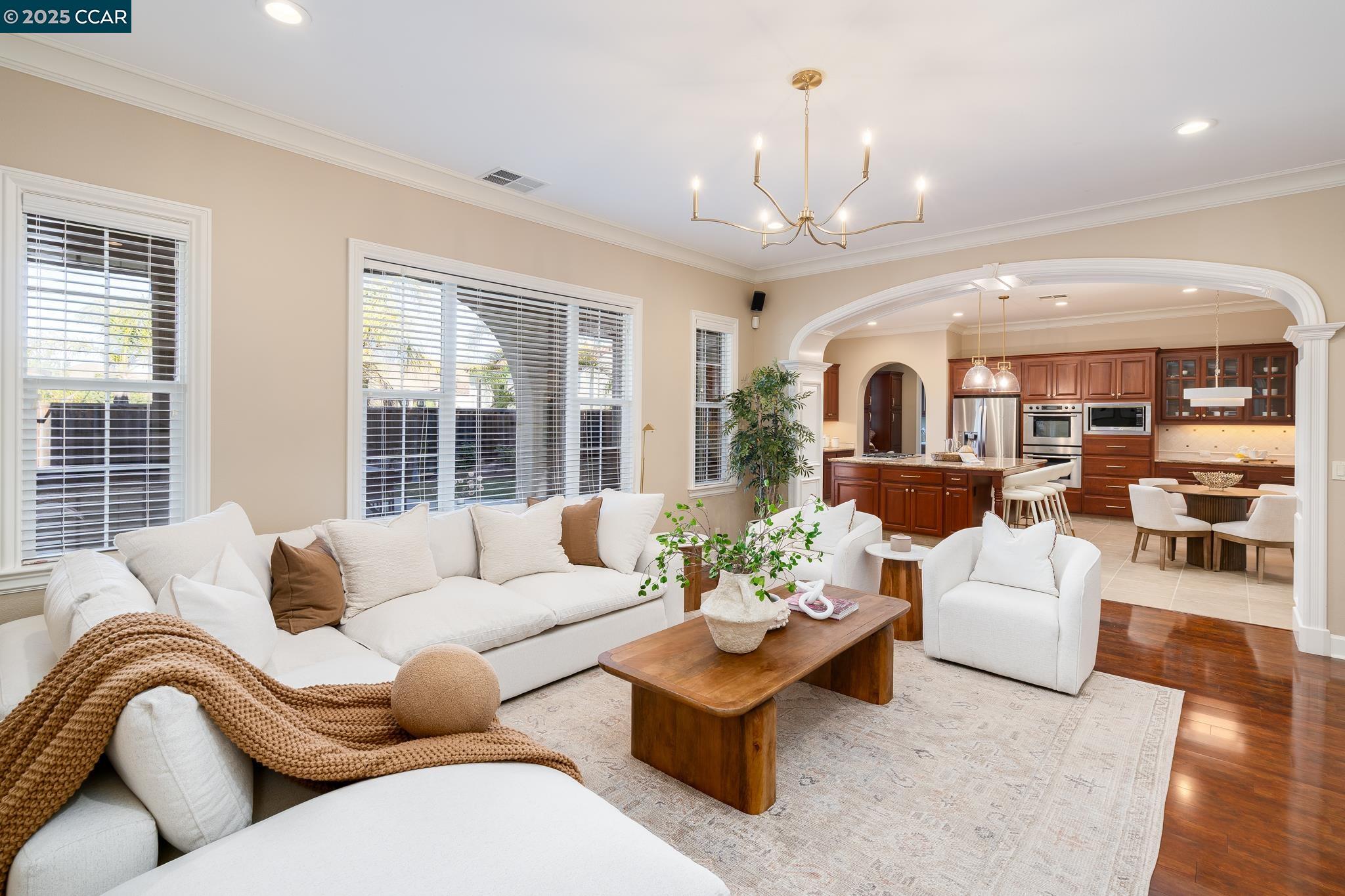 Detail Gallery Image 13 of 46 For 206 Glory Lily Ct, San Ramon,  CA 94582 - 5 Beds | 3/1 Baths