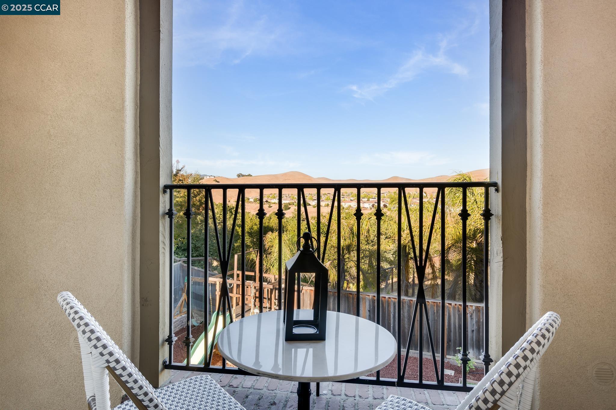 Detail Gallery Image 20 of 46 For 206 Glory Lily Ct, San Ramon,  CA 94582 - 5 Beds | 3/1 Baths
