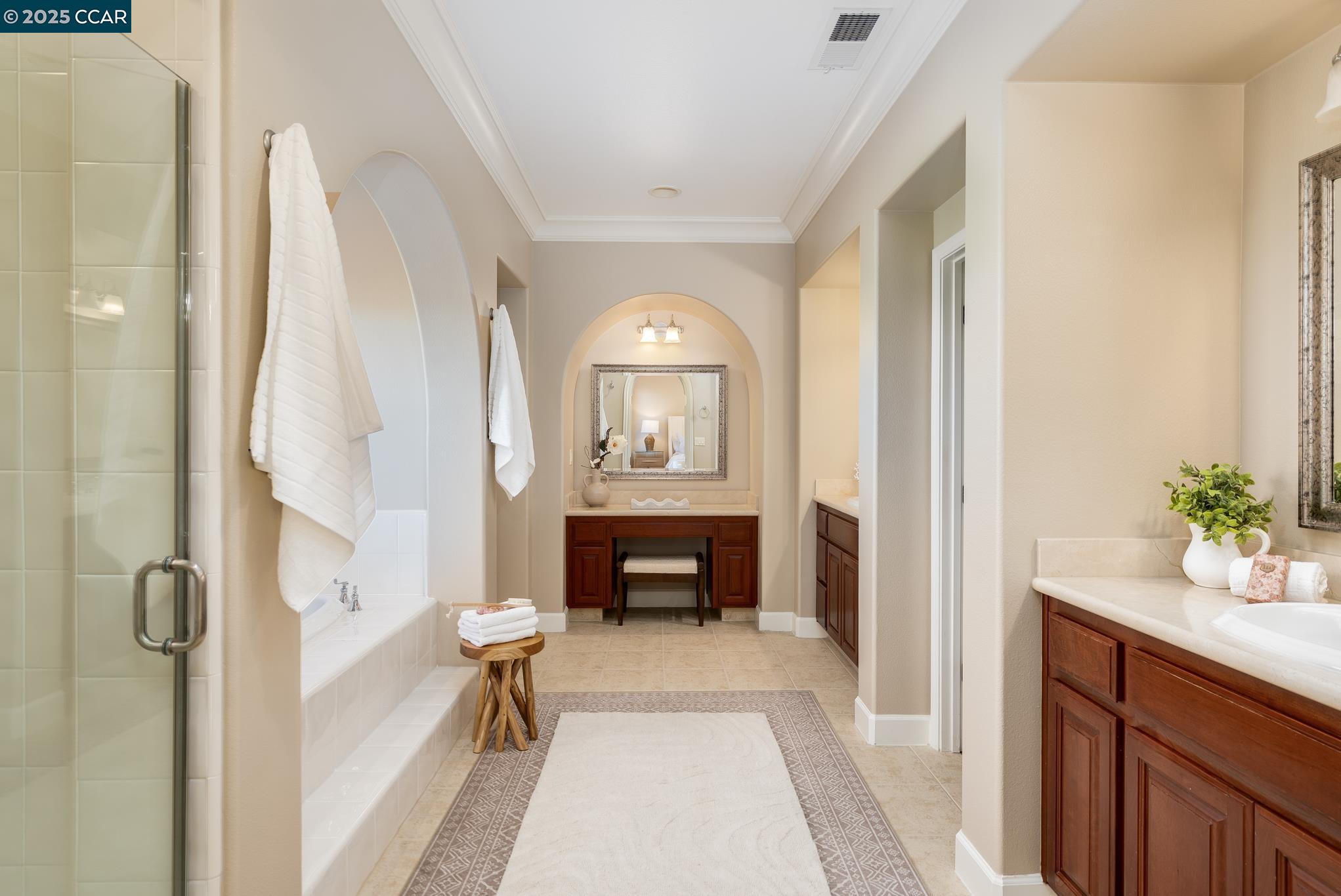 Detail Gallery Image 22 of 46 For 206 Glory Lily Ct, San Ramon,  CA 94582 - 5 Beds | 3/1 Baths