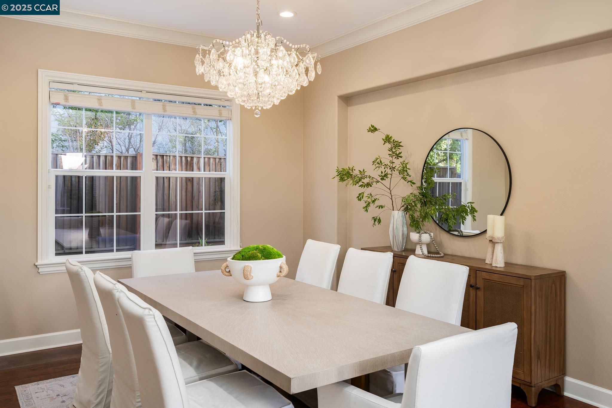 Detail Gallery Image 4 of 46 For 206 Glory Lily Ct, San Ramon,  CA 94582 - 5 Beds | 3/1 Baths