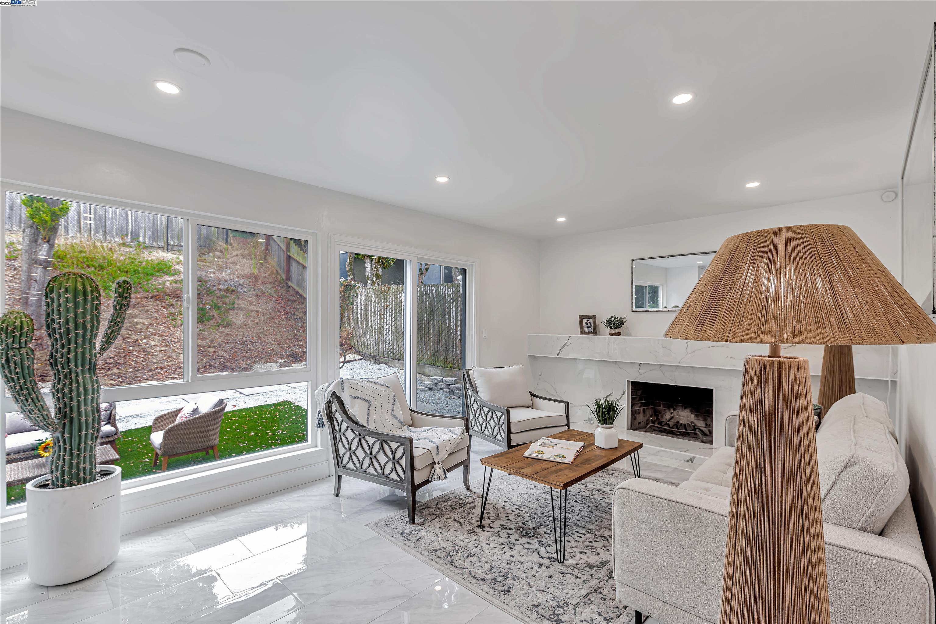 Detail Gallery Image 11 of 54 For 2270 Kenry Way, South San Francisco,  CA 94080 - 5 Beds | 3 Baths