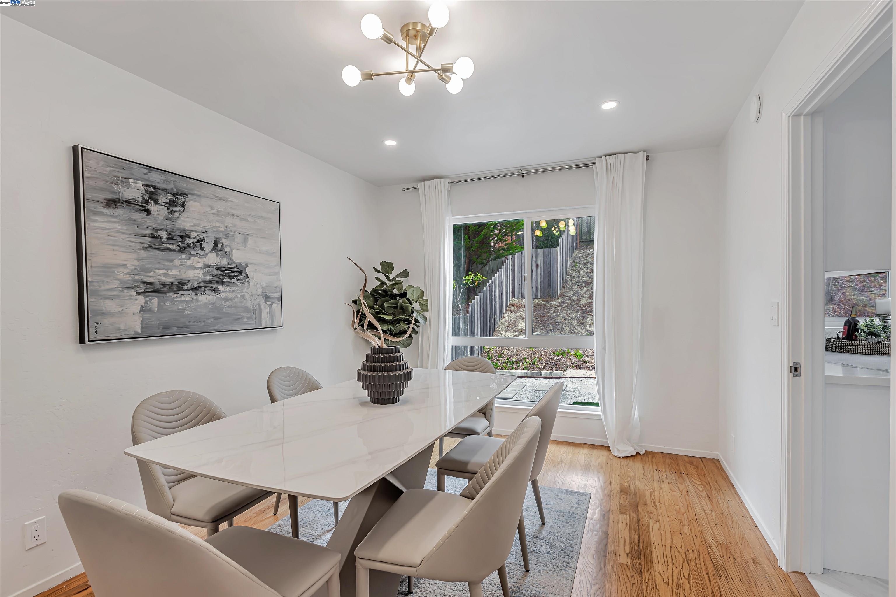 Detail Gallery Image 19 of 54 For 2270 Kenry Way, South San Francisco,  CA 94080 - 5 Beds | 3 Baths