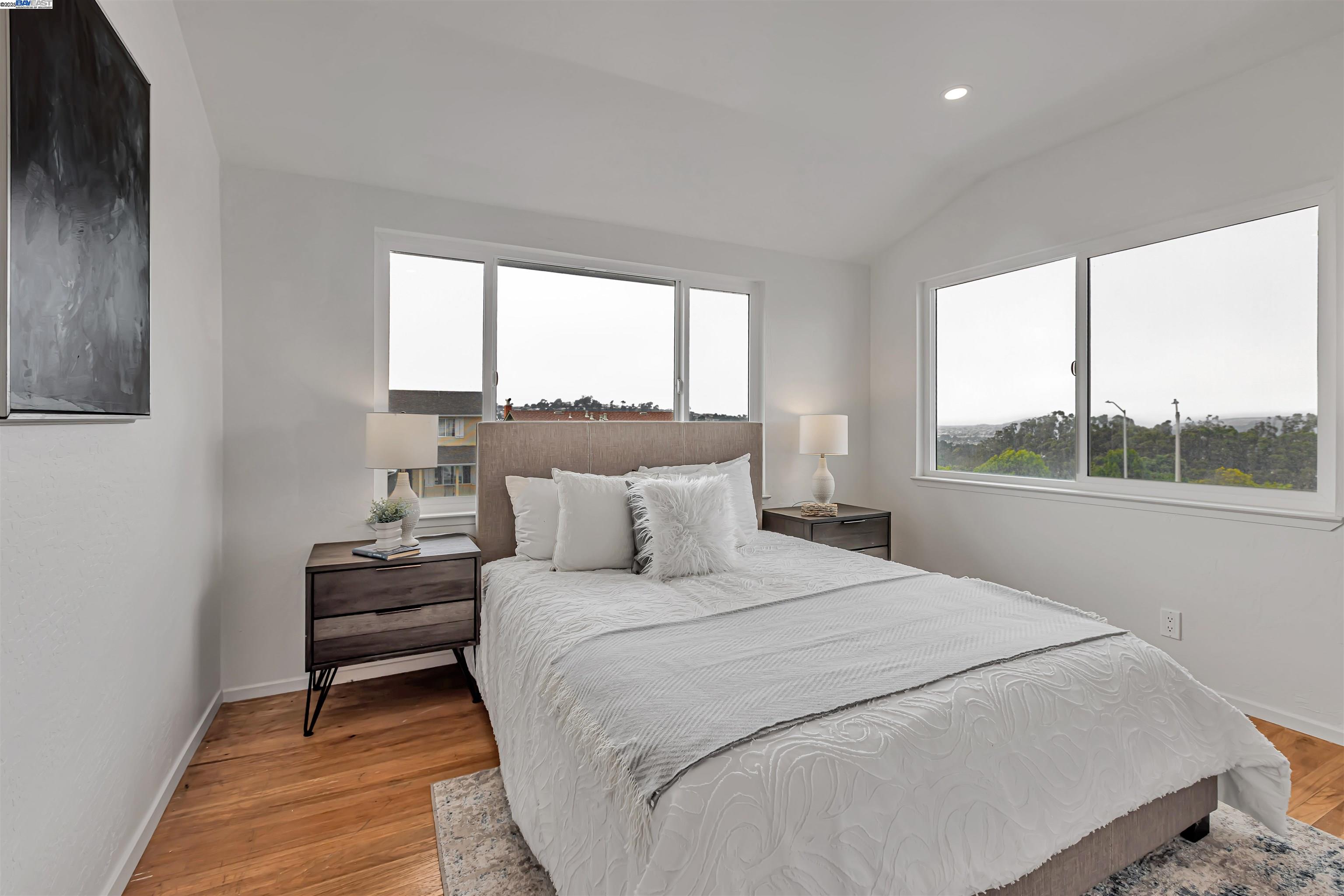 Detail Gallery Image 28 of 54 For 2270 Kenry Way, South San Francisco,  CA 94080 - 5 Beds | 3 Baths