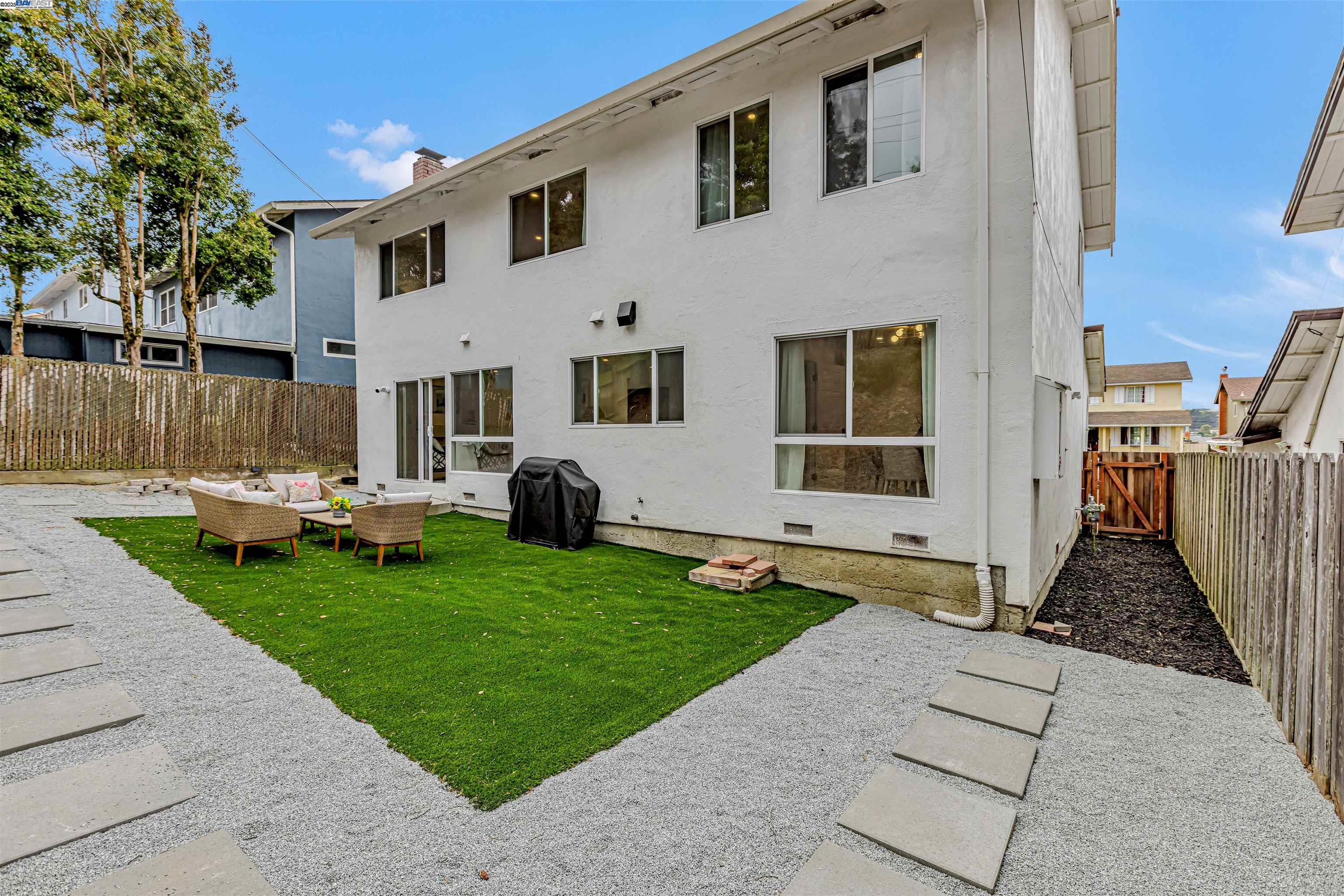 Detail Gallery Image 52 of 54 For 2270 Kenry Way, South San Francisco,  CA 94080 - 5 Beds | 3 Baths