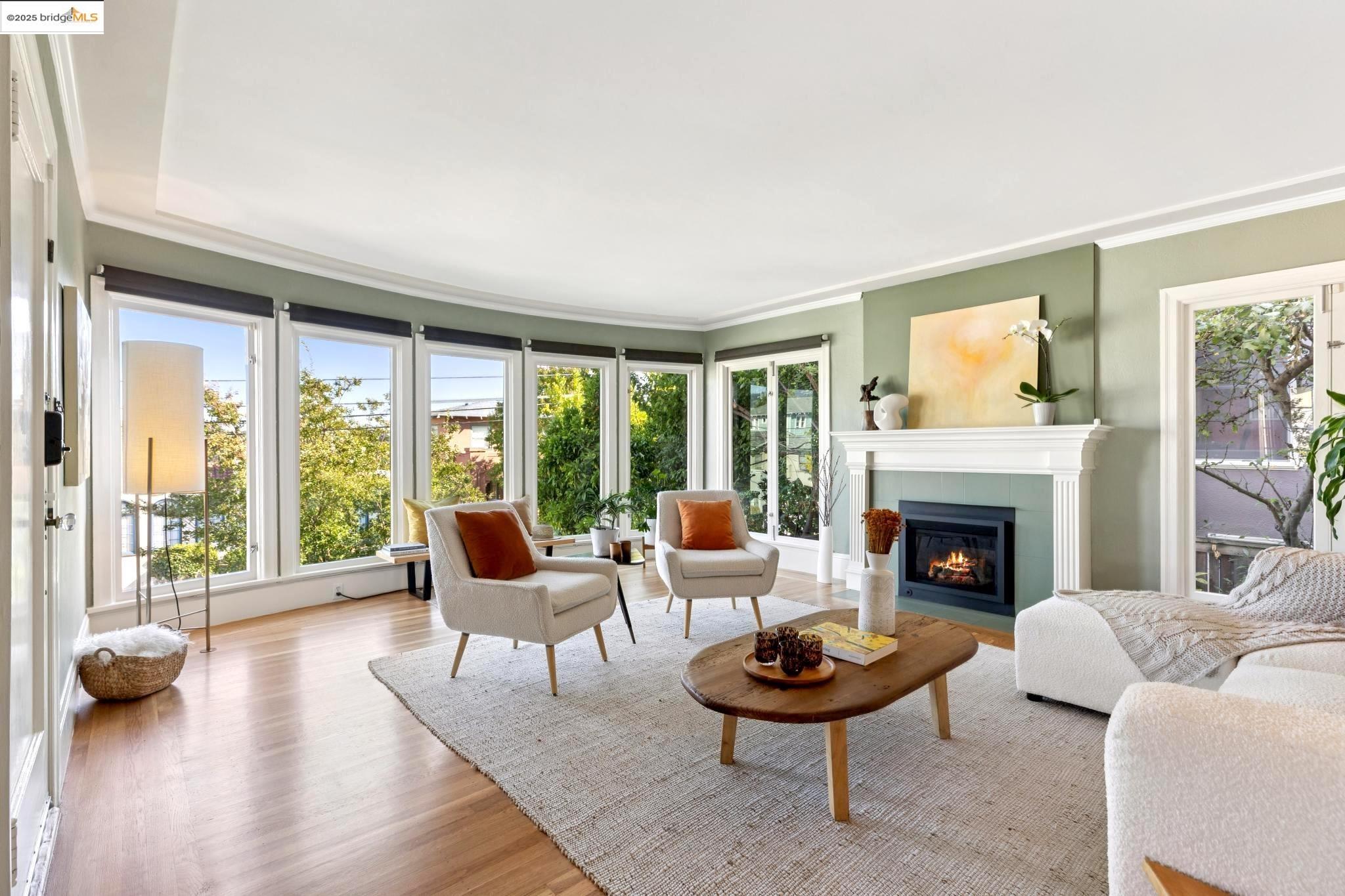 Detail Gallery Image 12 of 60 For 941 Warfield Ave, Oakland,  CA 94610 - 3 Beds | 2 Baths