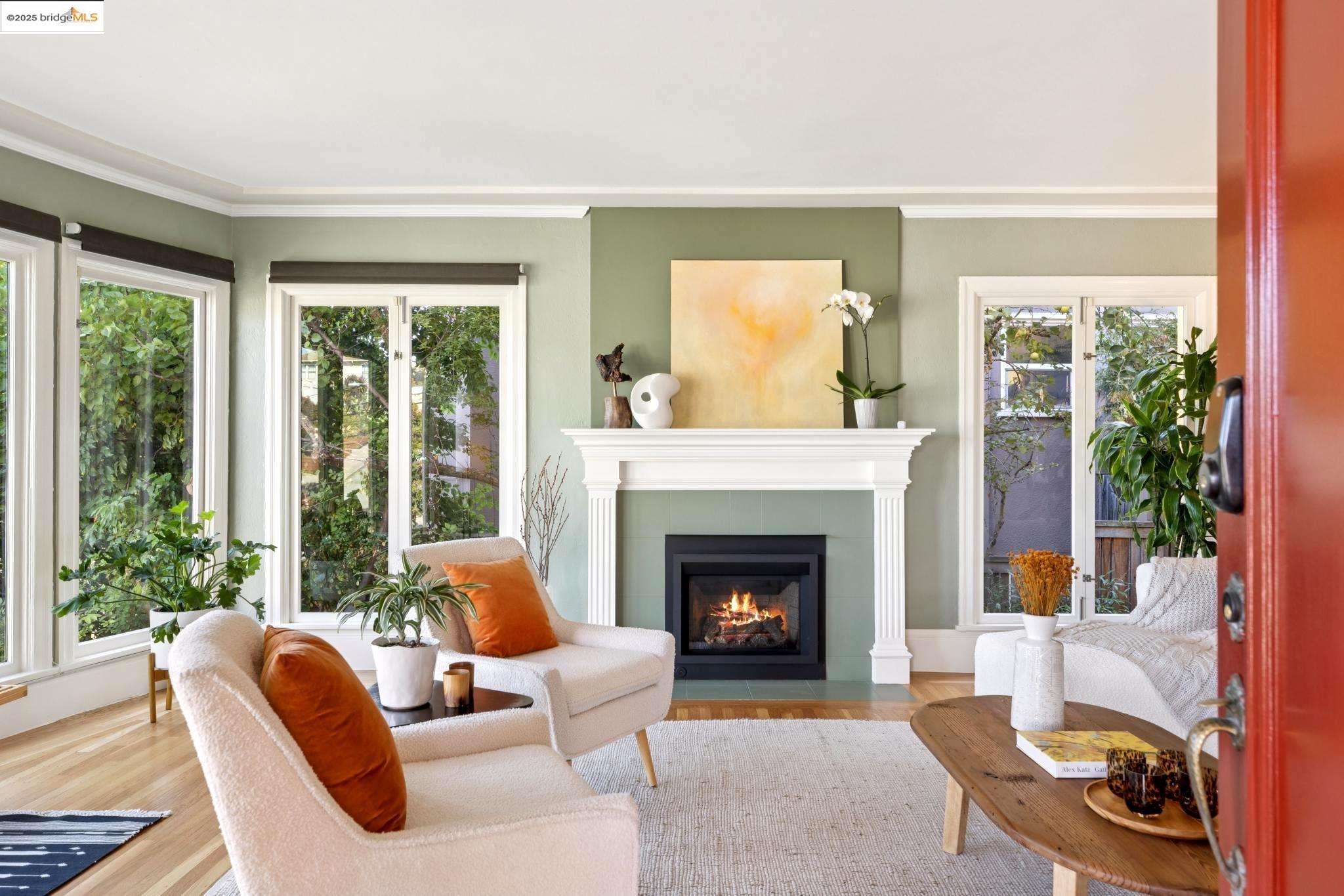 Detail Gallery Image 8 of 60 For 941 Warfield Ave, Oakland,  CA 94610 - 3 Beds | 2 Baths