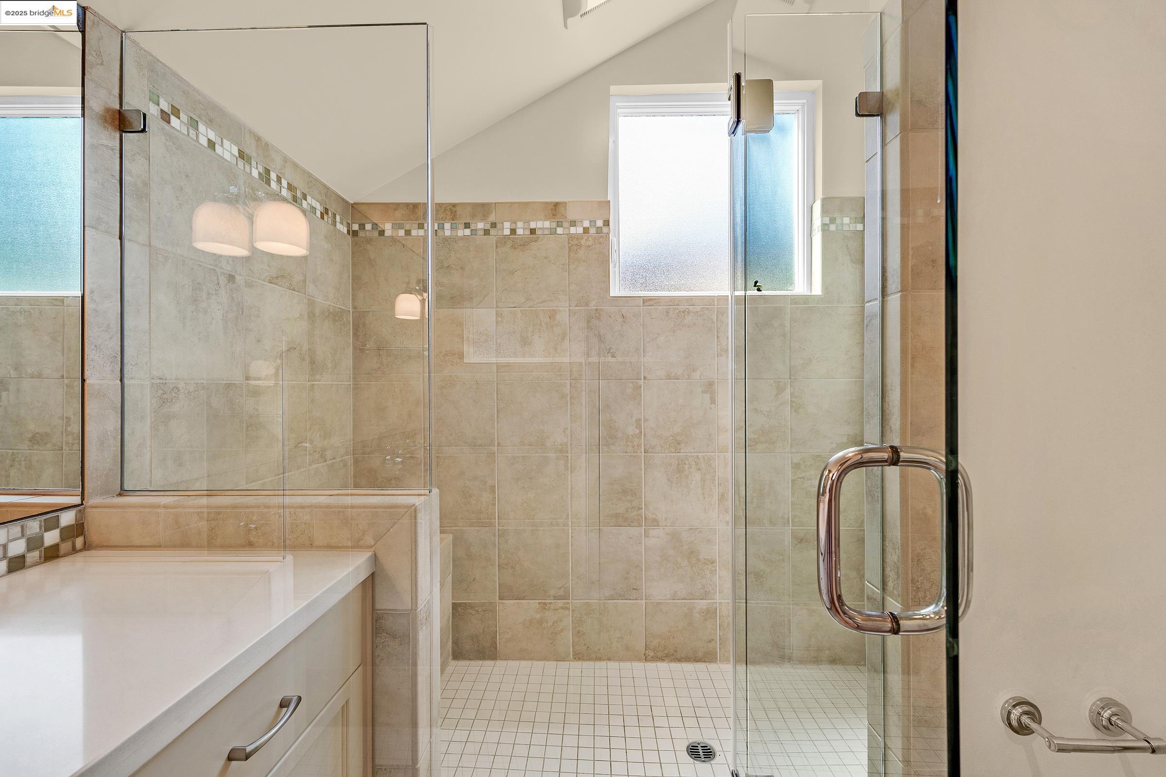 Detail Gallery Image 25 of 31 For 540 Neilson St, Berkeley,  CA 94707 - 3 Beds | 2 Baths