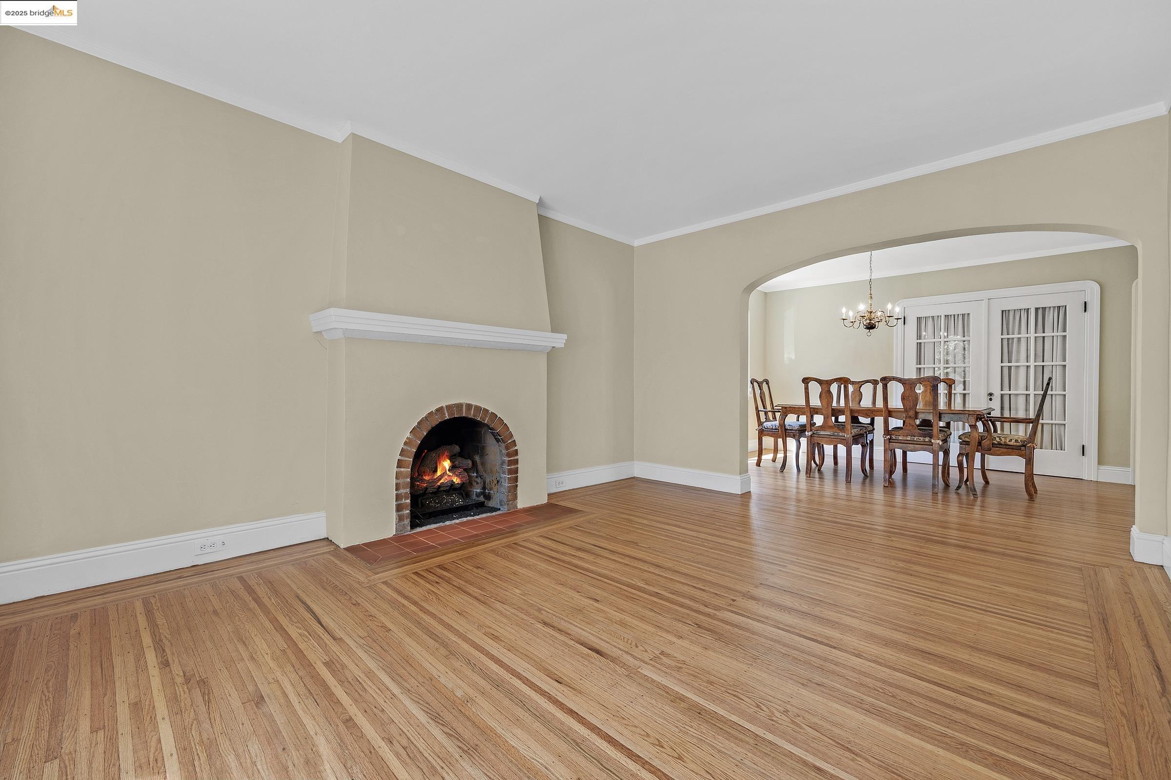 Detail Gallery Image 5 of 31 For 540 Neilson St, Berkeley,  CA 94707 - 3 Beds | 2 Baths