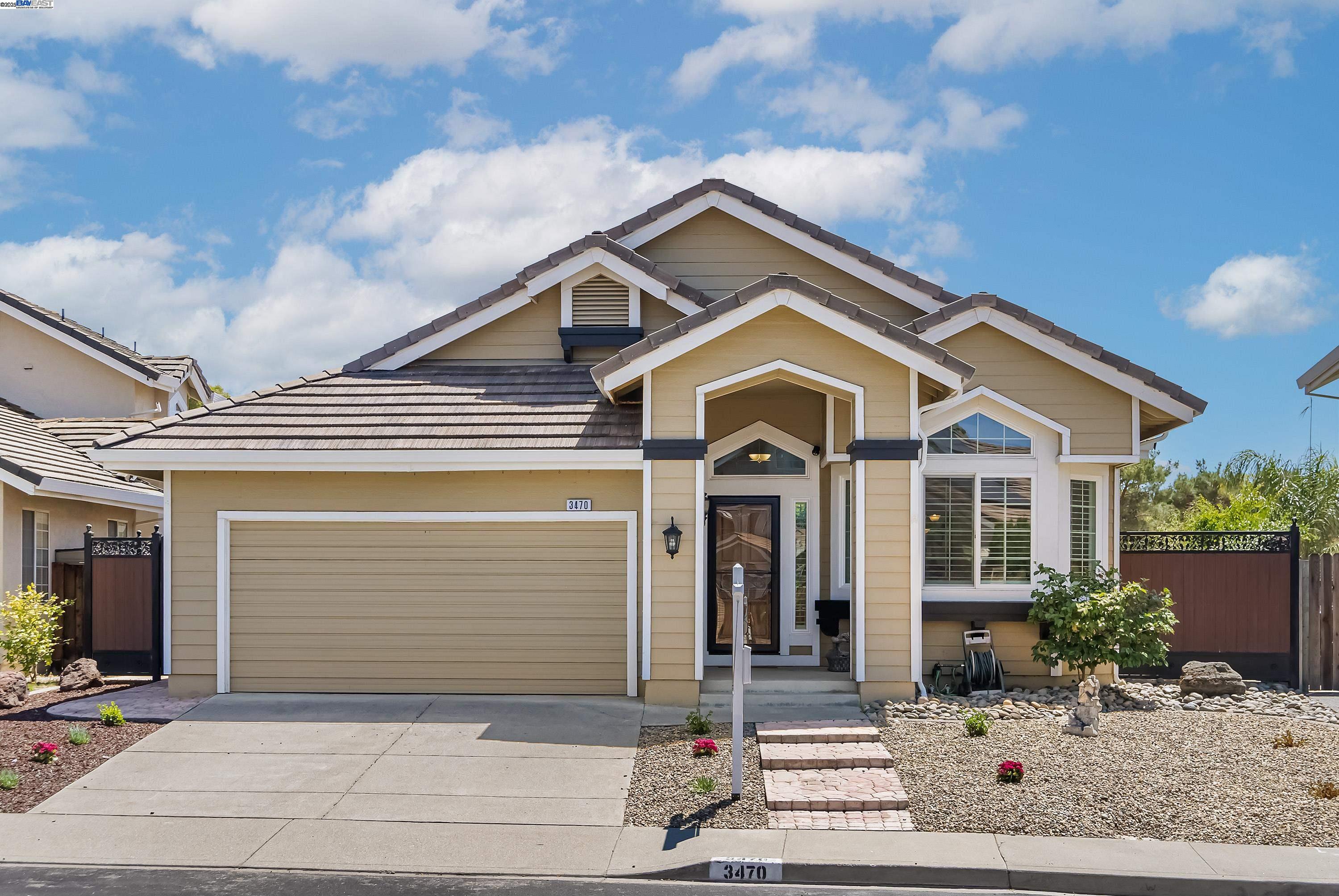 Detail Gallery Image 1 of 42 For 3470 Vermont Pl, Pleasanton,  CA 94588 - 3 Beds | 2 Baths