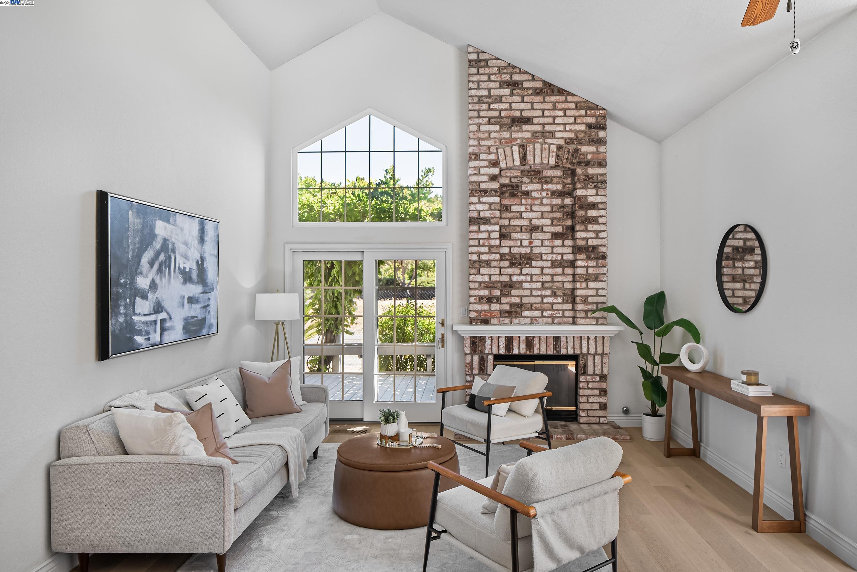 Detail Gallery Image 18 of 42 For 3470 Vermont Pl, Pleasanton,  CA 94588 - 3 Beds | 2 Baths