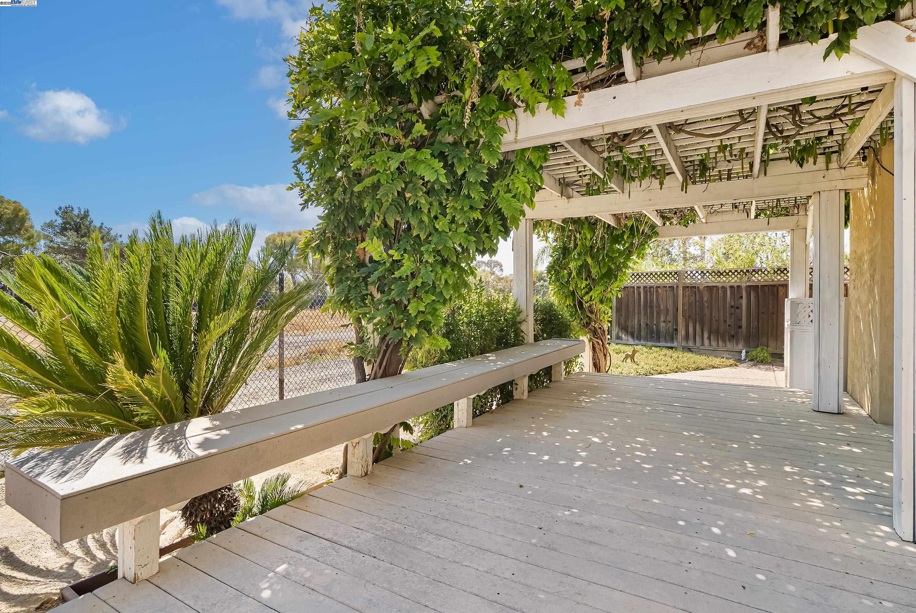 Detail Gallery Image 36 of 42 For 3470 Vermont Pl, Pleasanton,  CA 94588 - 3 Beds | 2 Baths
