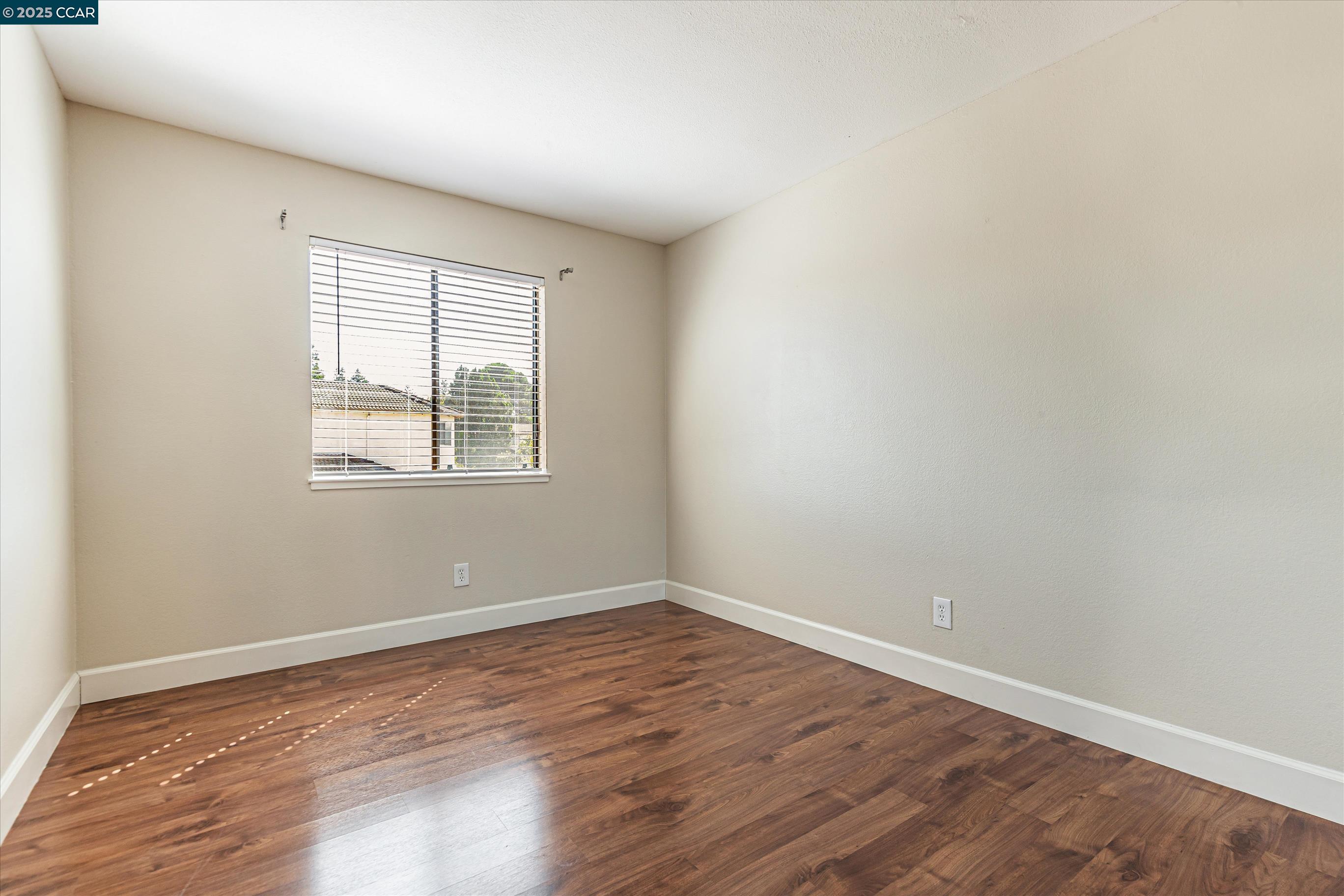 Photo #17: 41108031 Listing: Photo #17
