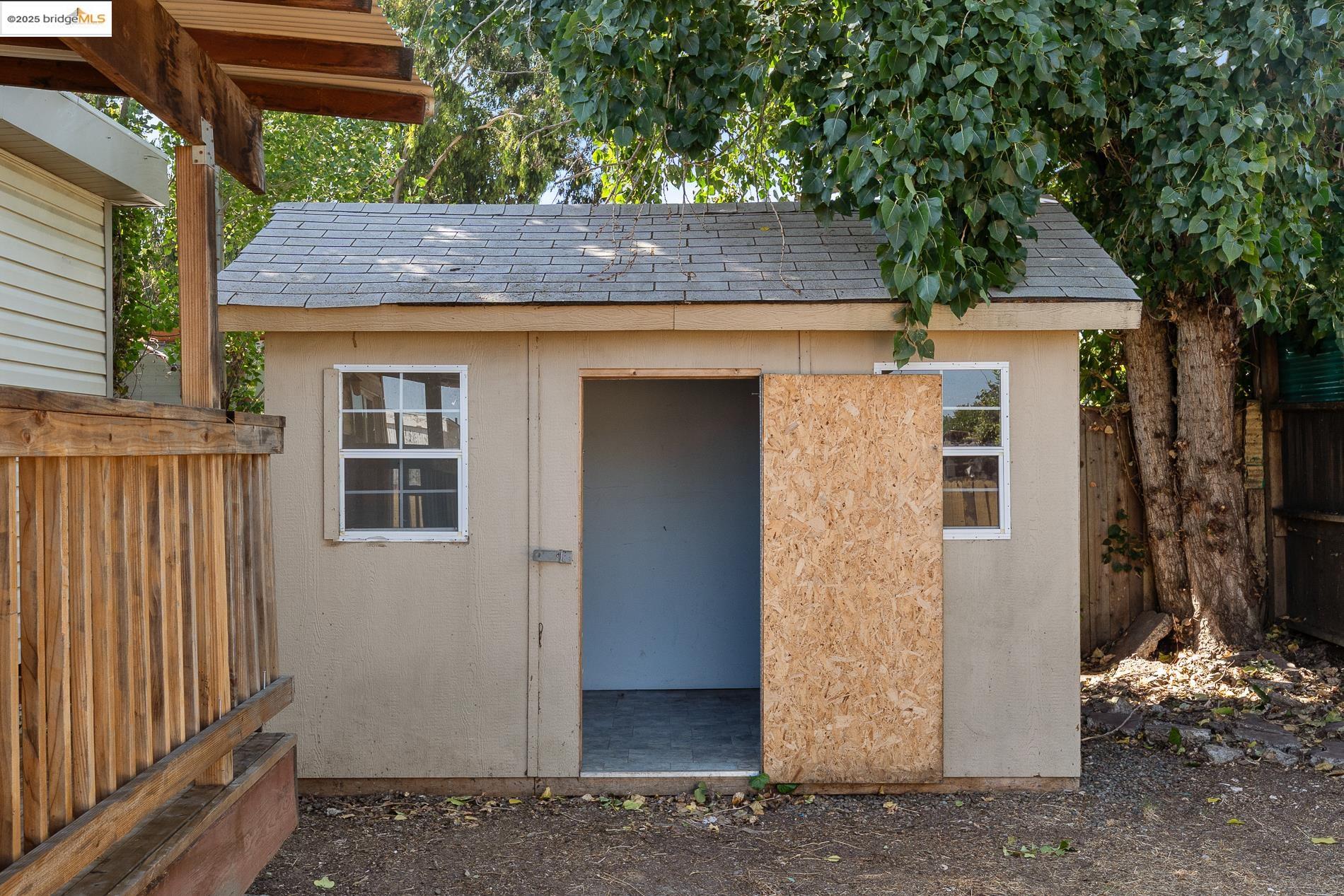 Detail Gallery Image 27 of 28 For 605 Grennan St, Vallejo,  CA 94591 - 3 Beds | 2 Baths
