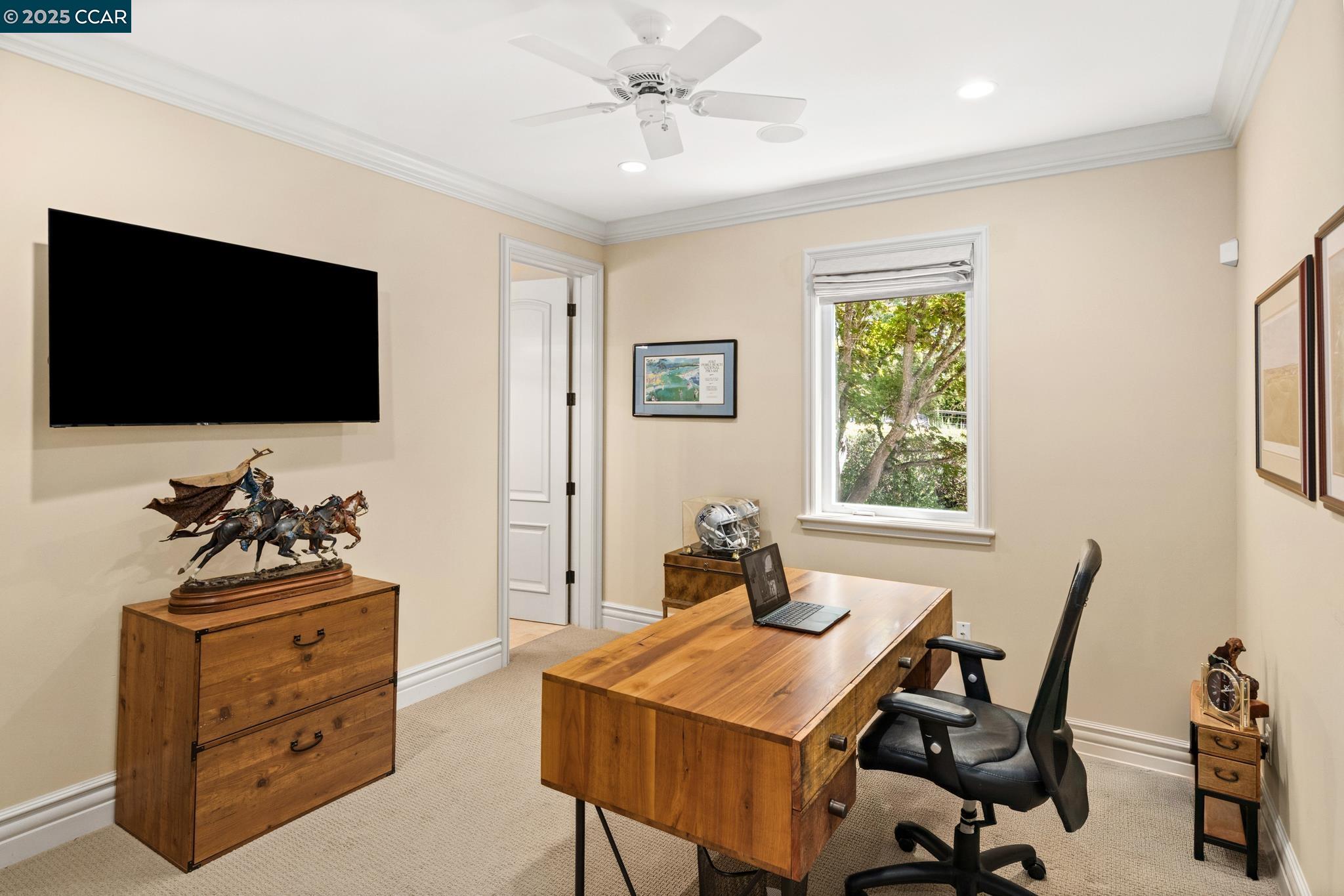Detail Gallery Image 12 of 44 For 2540 Caballo Ranchero Dr, Diablo,  CA 94528 - 5 Beds | 5/1 Baths