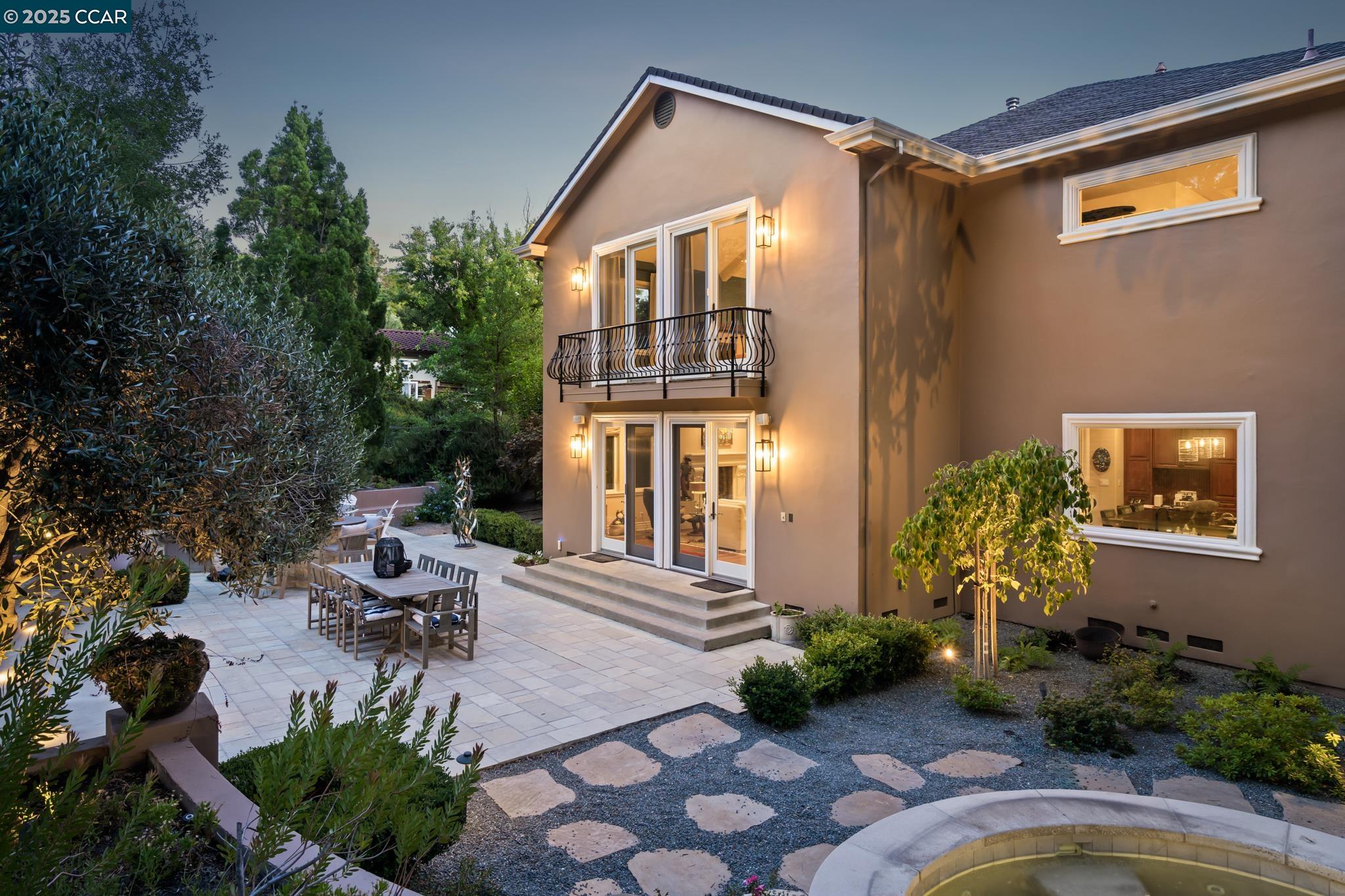 Detail Gallery Image 29 of 44 For 2540 Caballo Ranchero Dr, Diablo,  CA 94528 - 5 Beds | 5/1 Baths