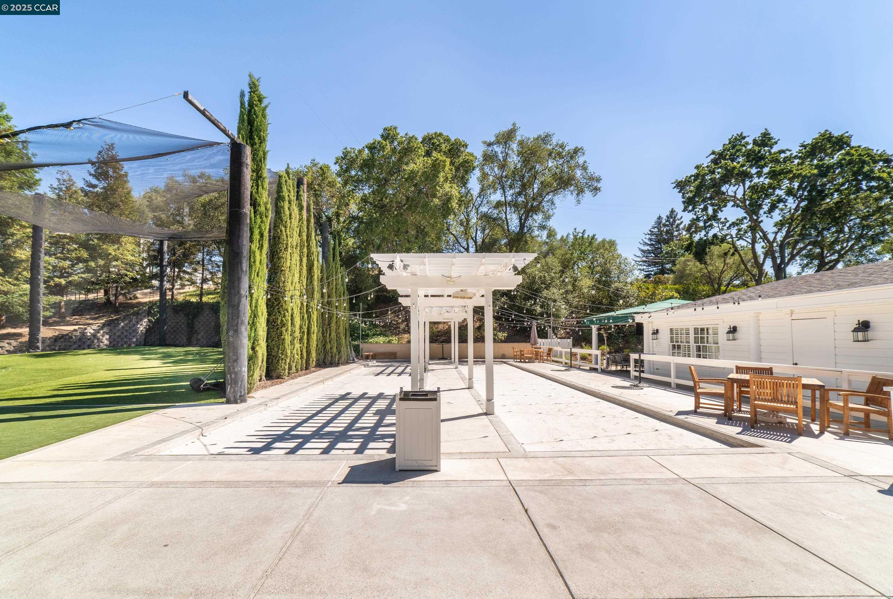 Detail Gallery Image 41 of 44 For 2540 Caballo Ranchero Dr, Diablo,  CA 94528 - 5 Beds | 5/1 Baths