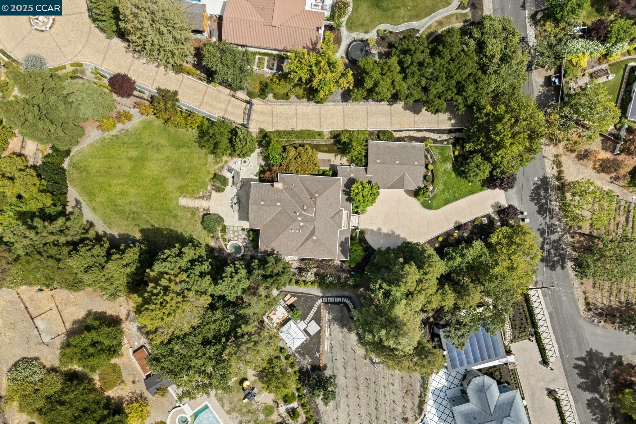 Detail Gallery Image 43 of 44 For 2540 Caballo Ranchero Dr, Diablo,  CA 94528 - 5 Beds | 5/1 Baths