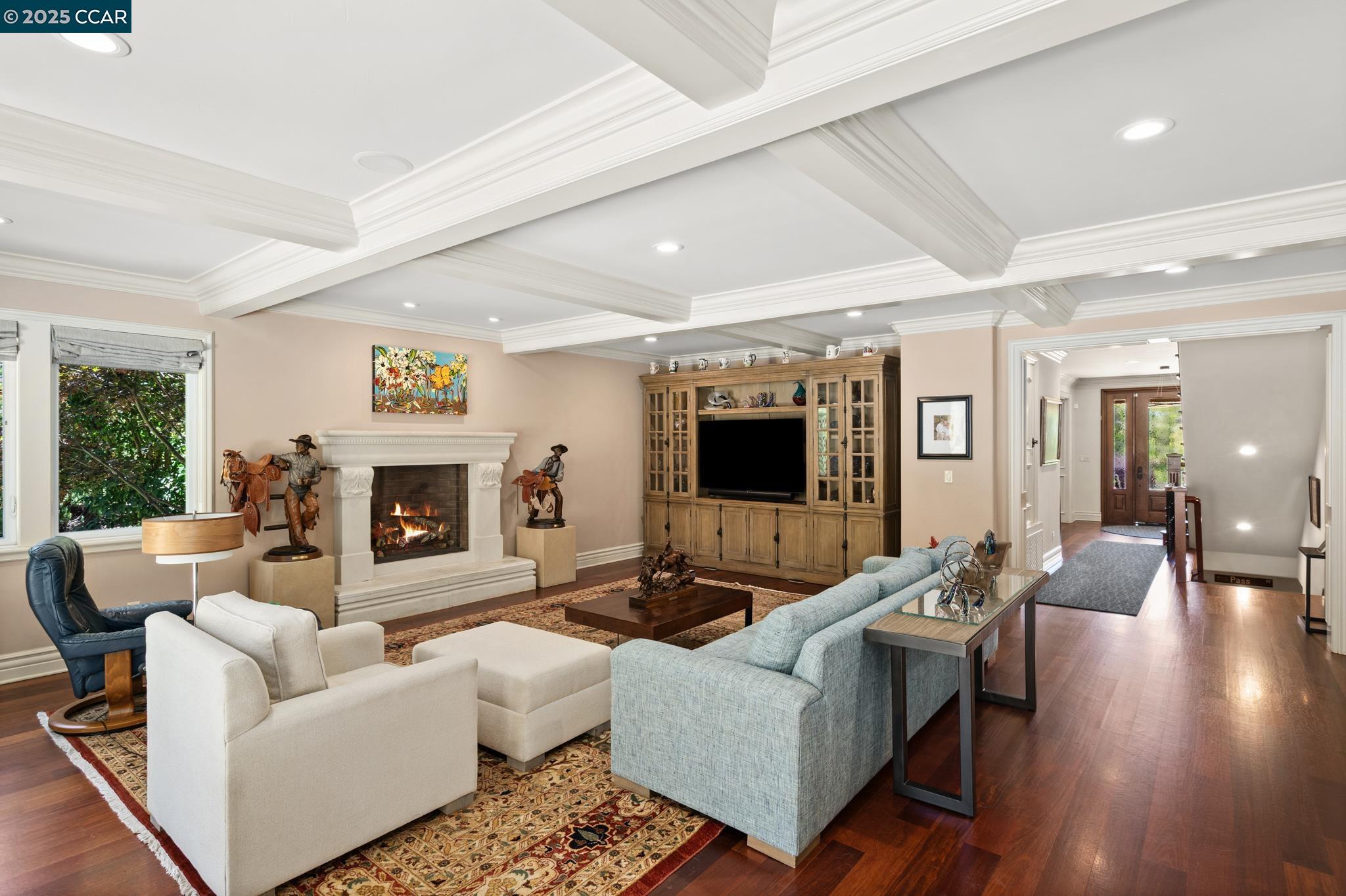 Detail Gallery Image 7 of 44 For 2540 Caballo Ranchero Dr, Diablo,  CA 94528 - 5 Beds | 5/1 Baths