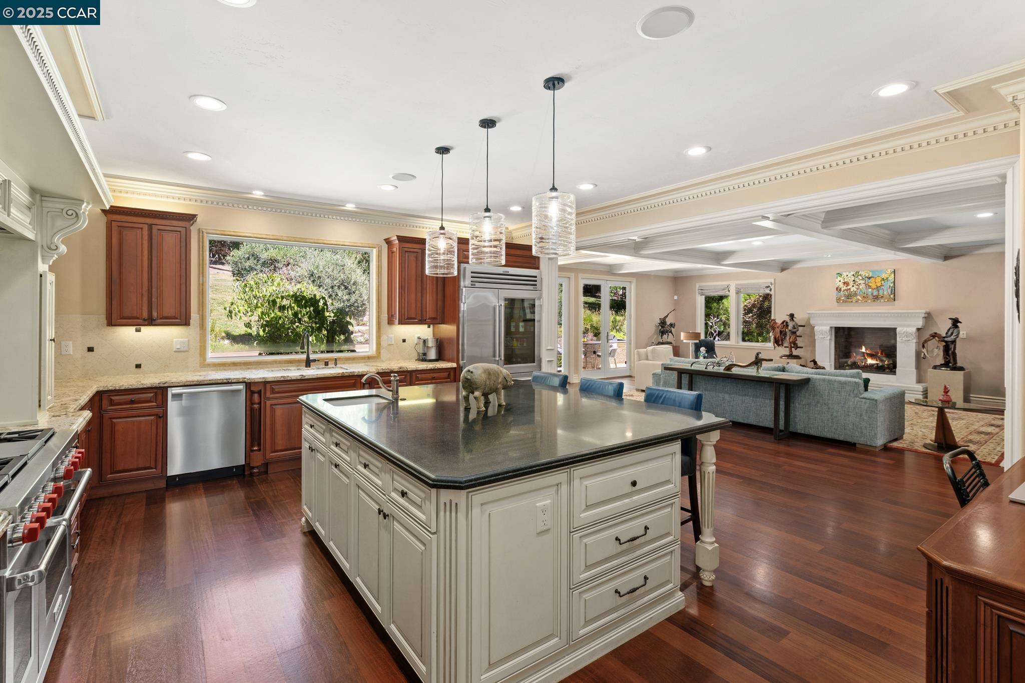 Detail Gallery Image 9 of 44 For 2540 Caballo Ranchero Dr, Diablo,  CA 94528 - 5 Beds | 5/1 Baths
