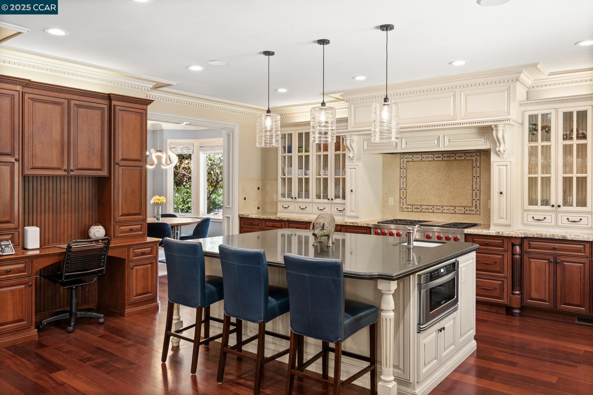 Detail Gallery Image 10 of 44 For 2540 Caballo Ranchero Dr, Diablo,  CA 94528 - 5 Beds | 5/1 Baths
